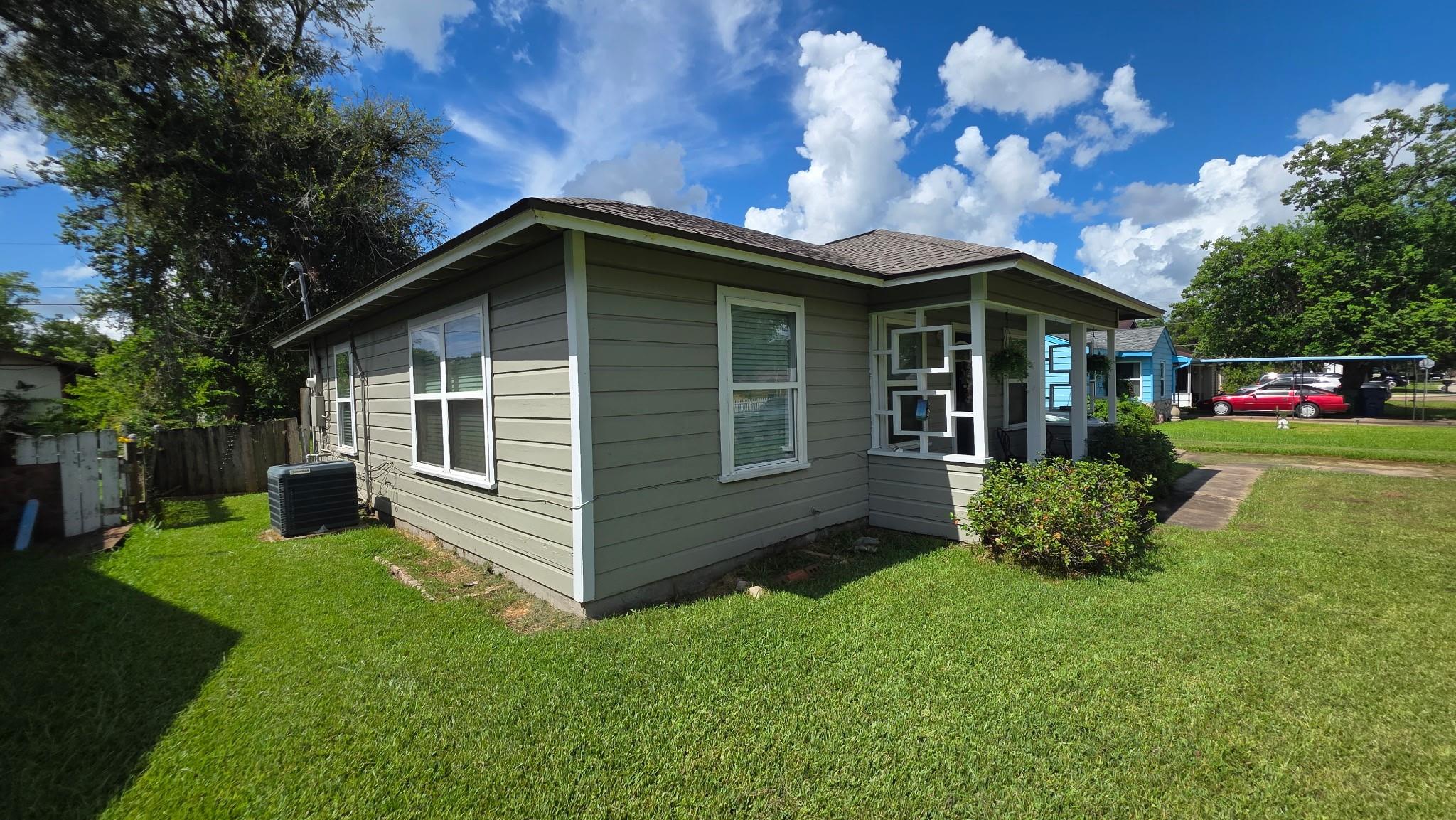 1208 Chevy Chase Drive