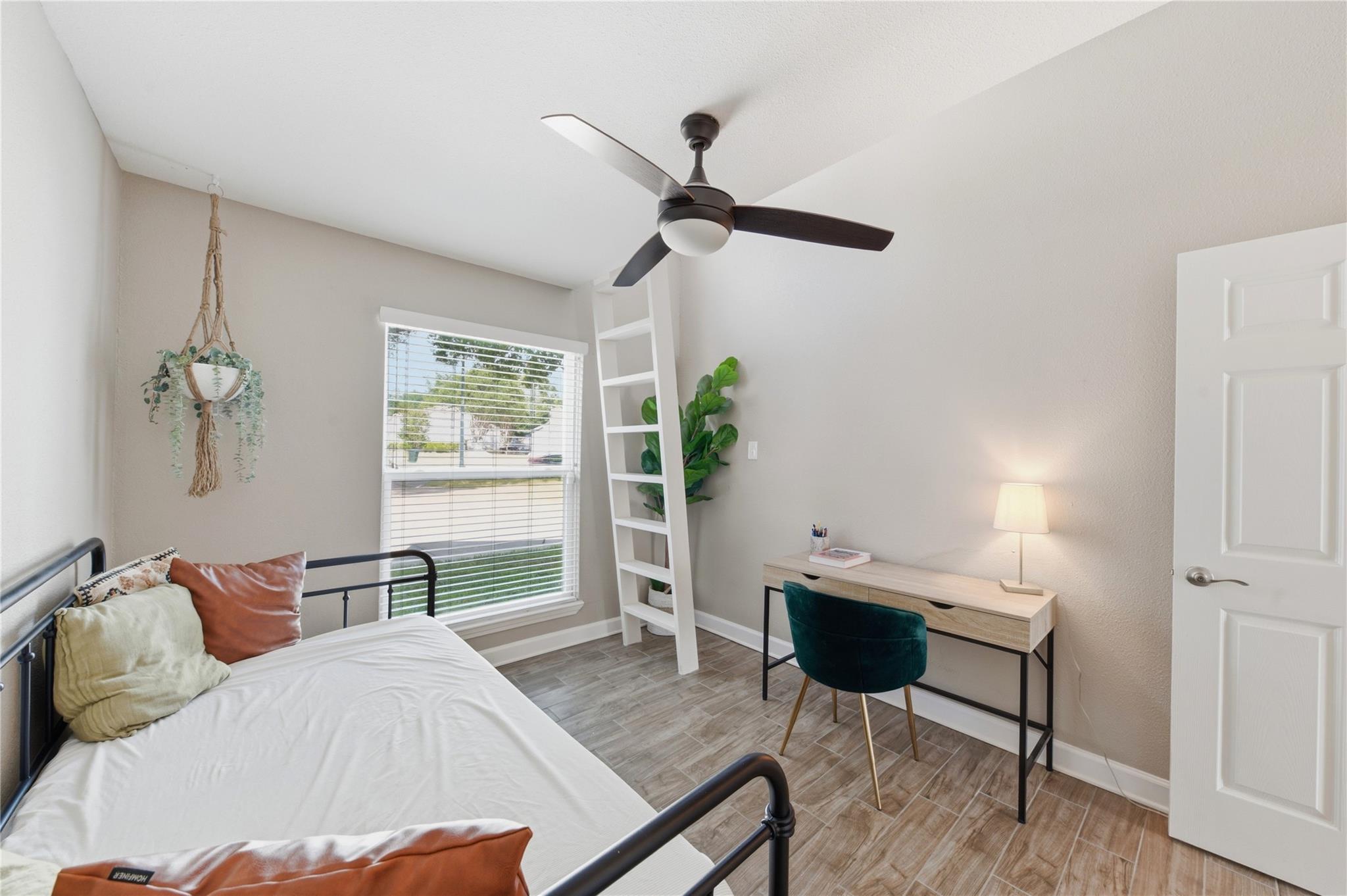 2211 Kinbrook Drive