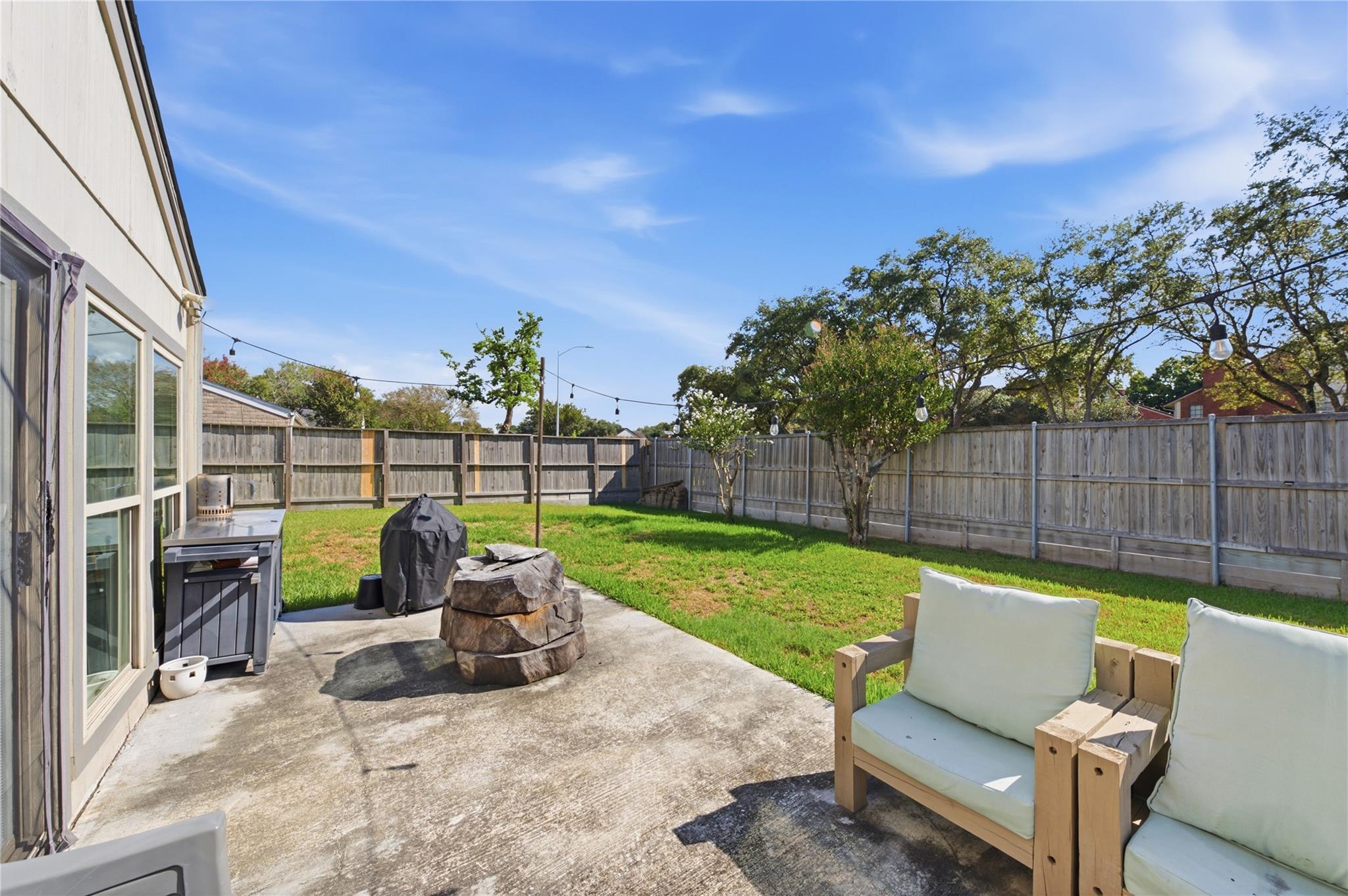 2211 Kinbrook Drive