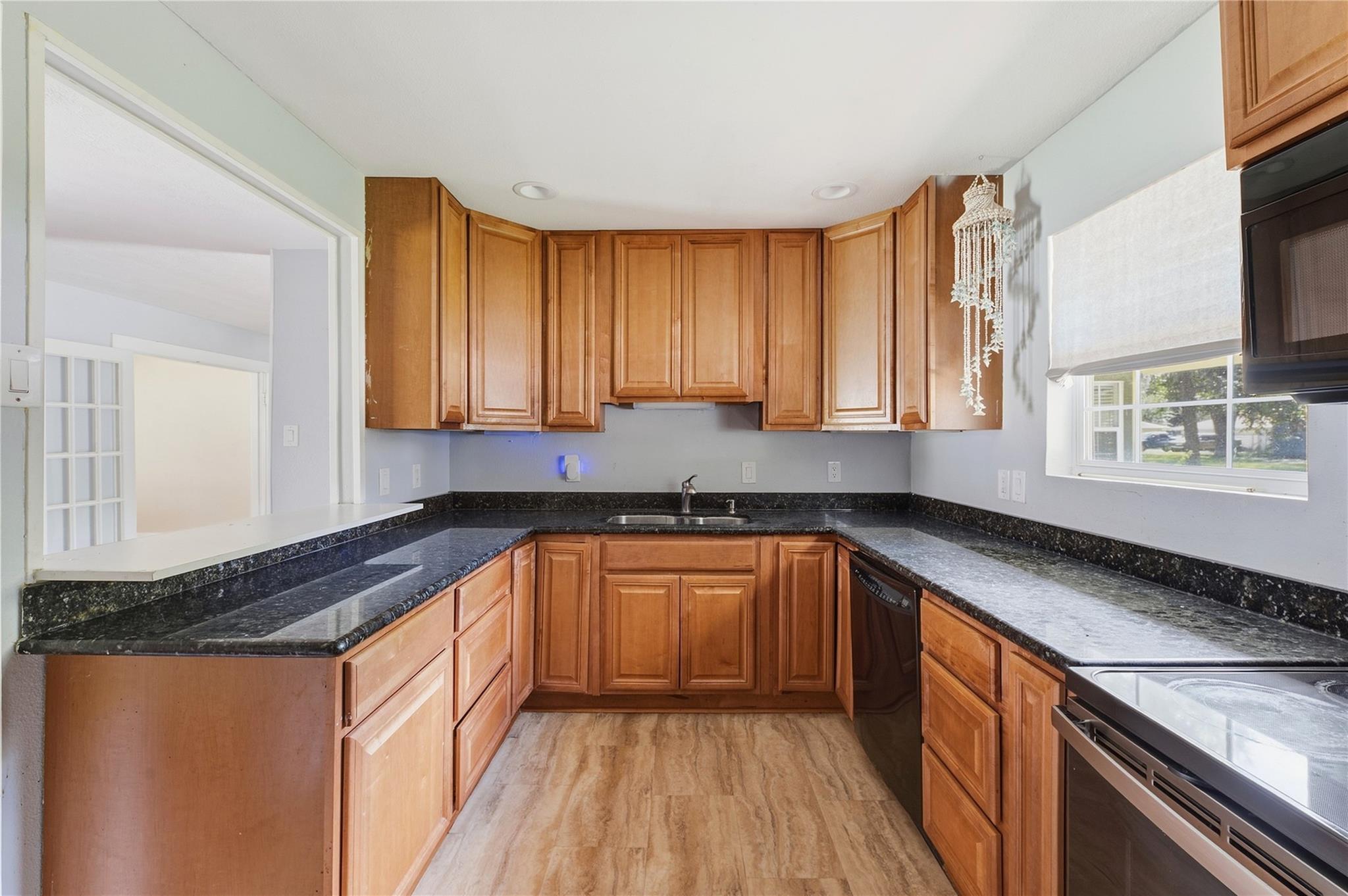 1215 Winston Drive