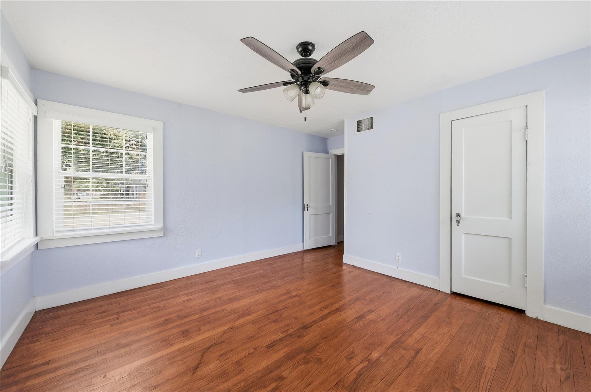 1215 Winston Drive