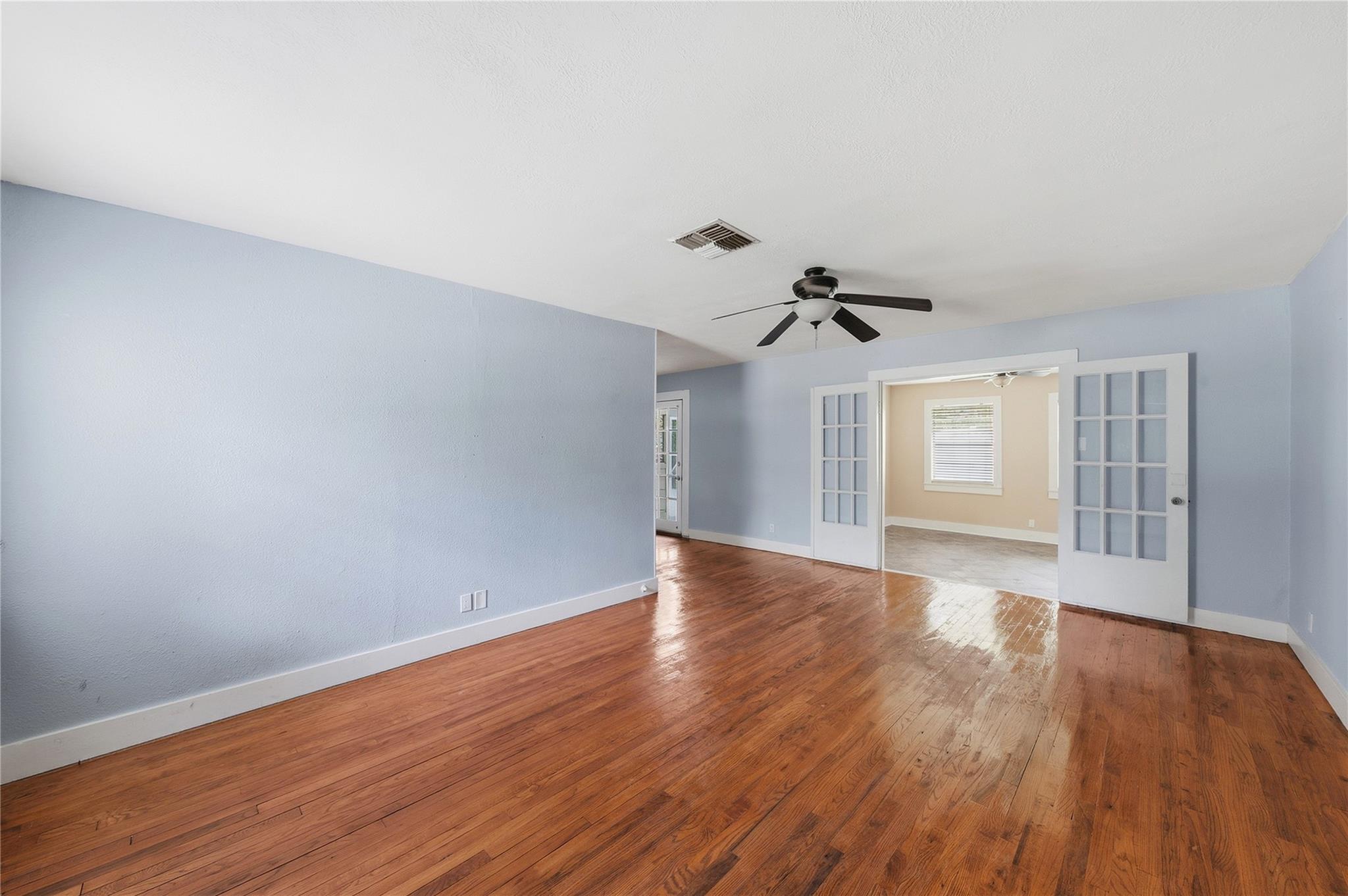 1215 Winston Drive