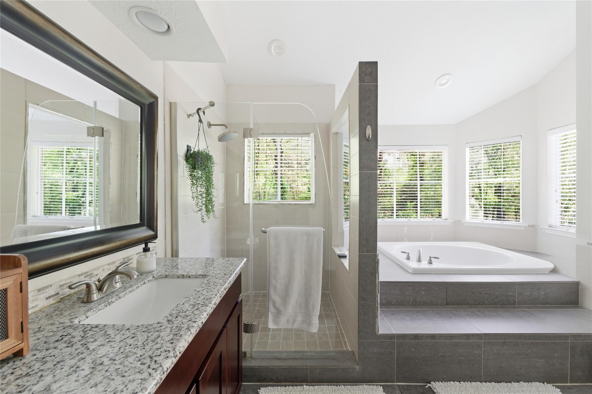 50 E Greywing Circle