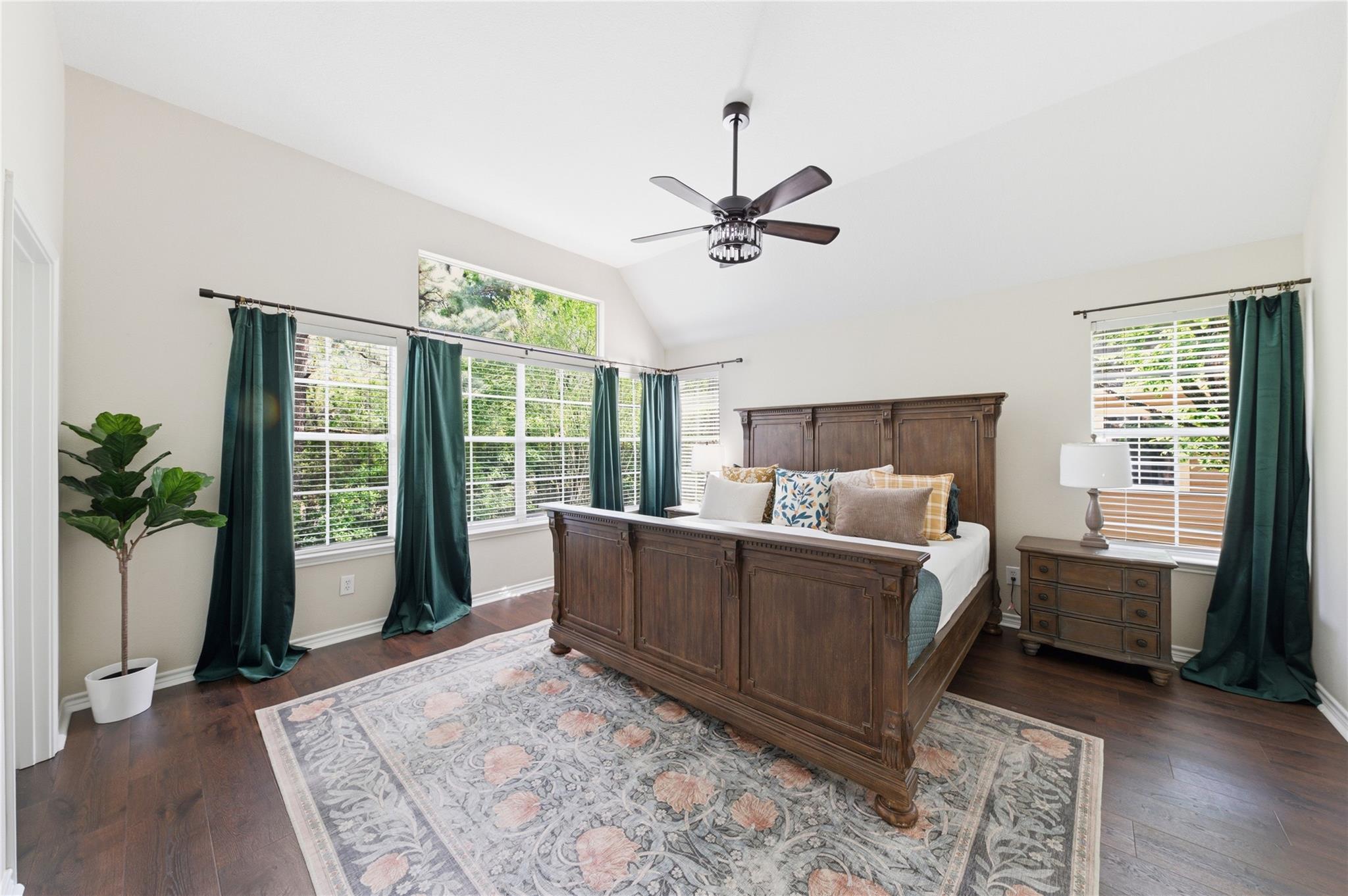 50 E Greywing Circle