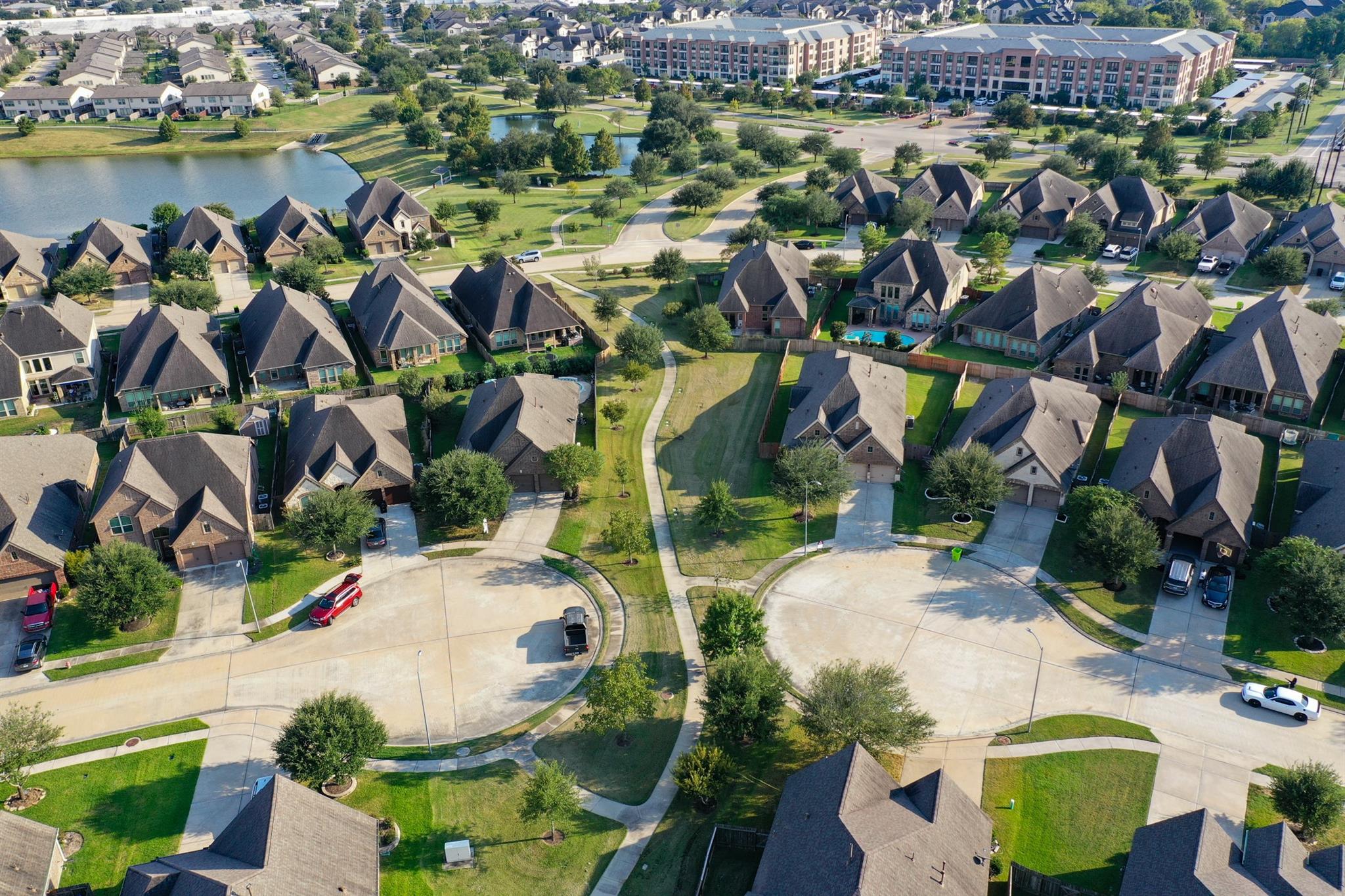 1235 Oxbow Crossing Lane