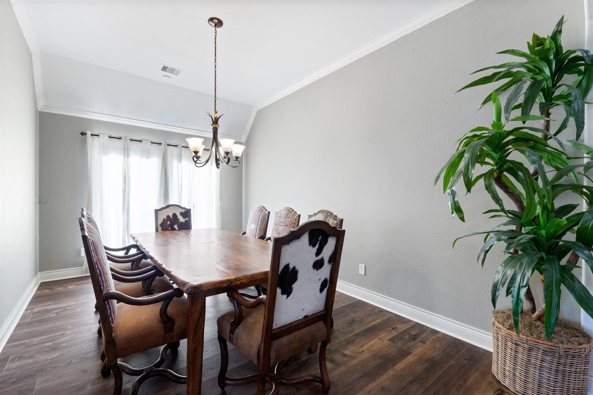 1235 Oxbow Crossing Lane