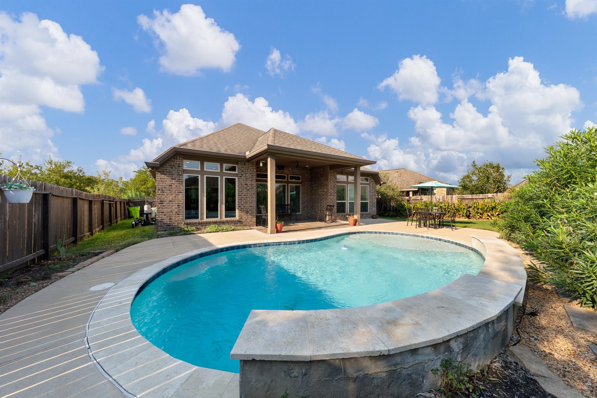 1235 Oxbow Crossing Lane