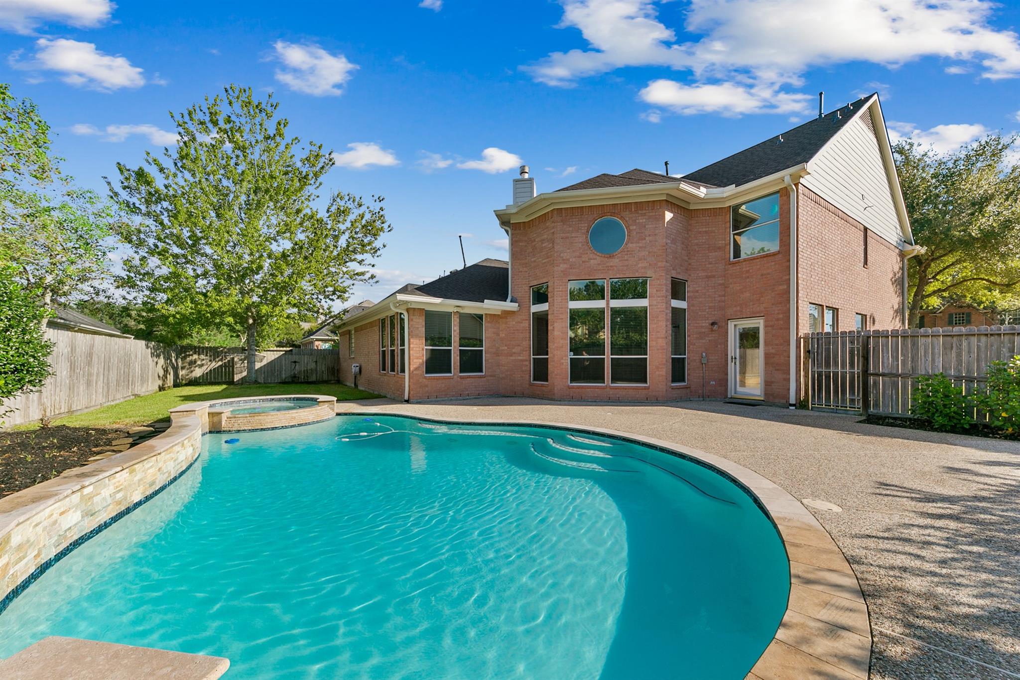 4818 Pine Heather Court