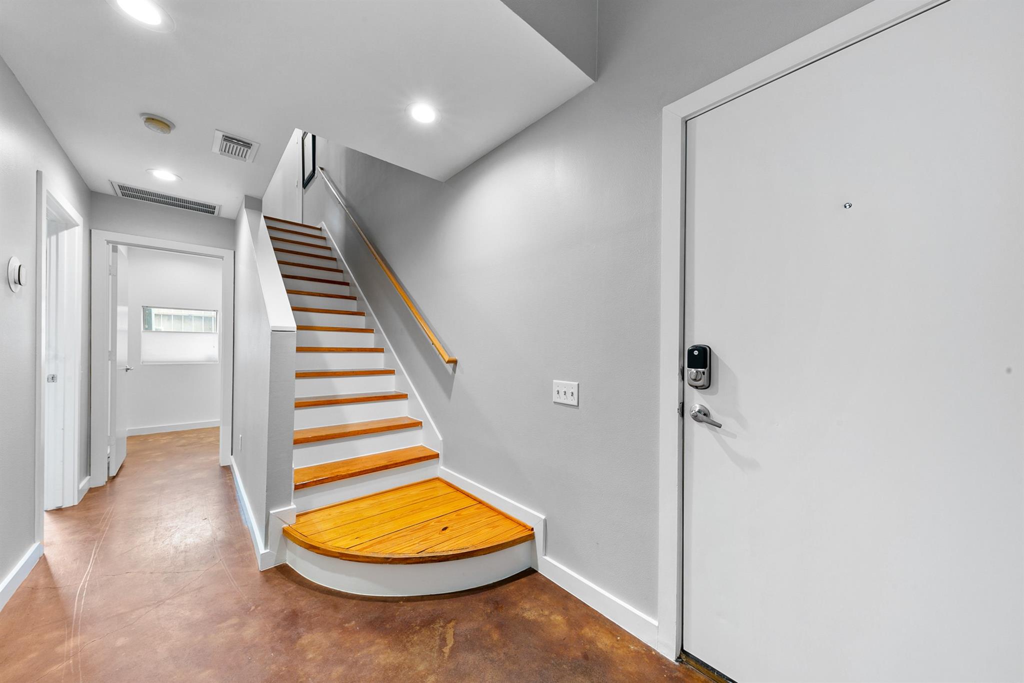 2614 Chenevert Street, Houston