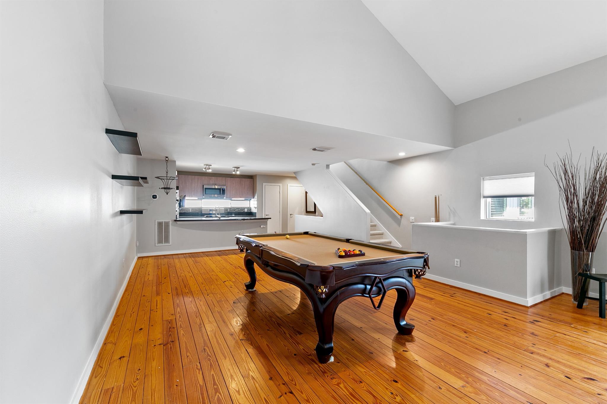 2614 Chenevert Street, Houston