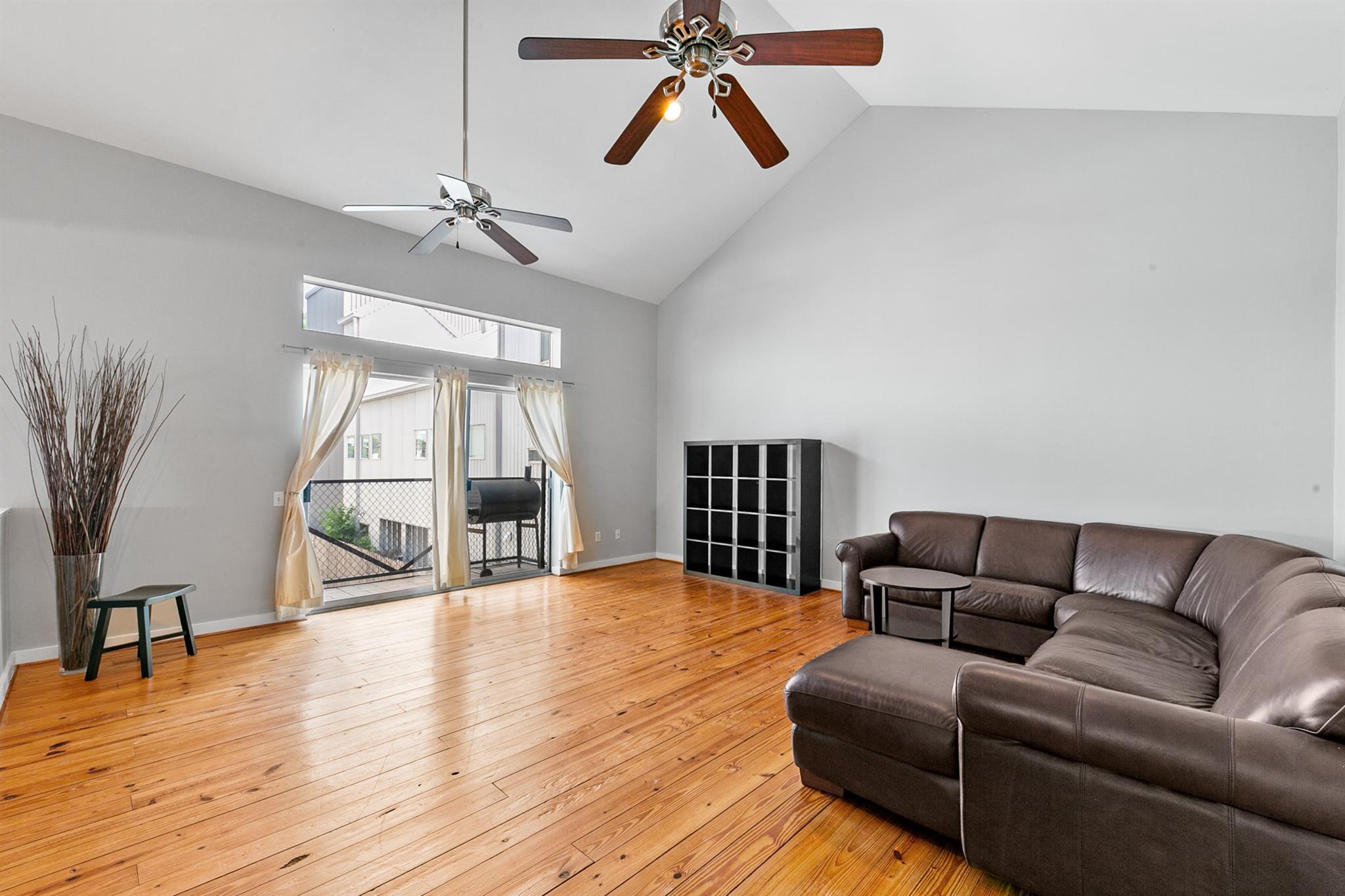 2614 Chenevert Street, Houston