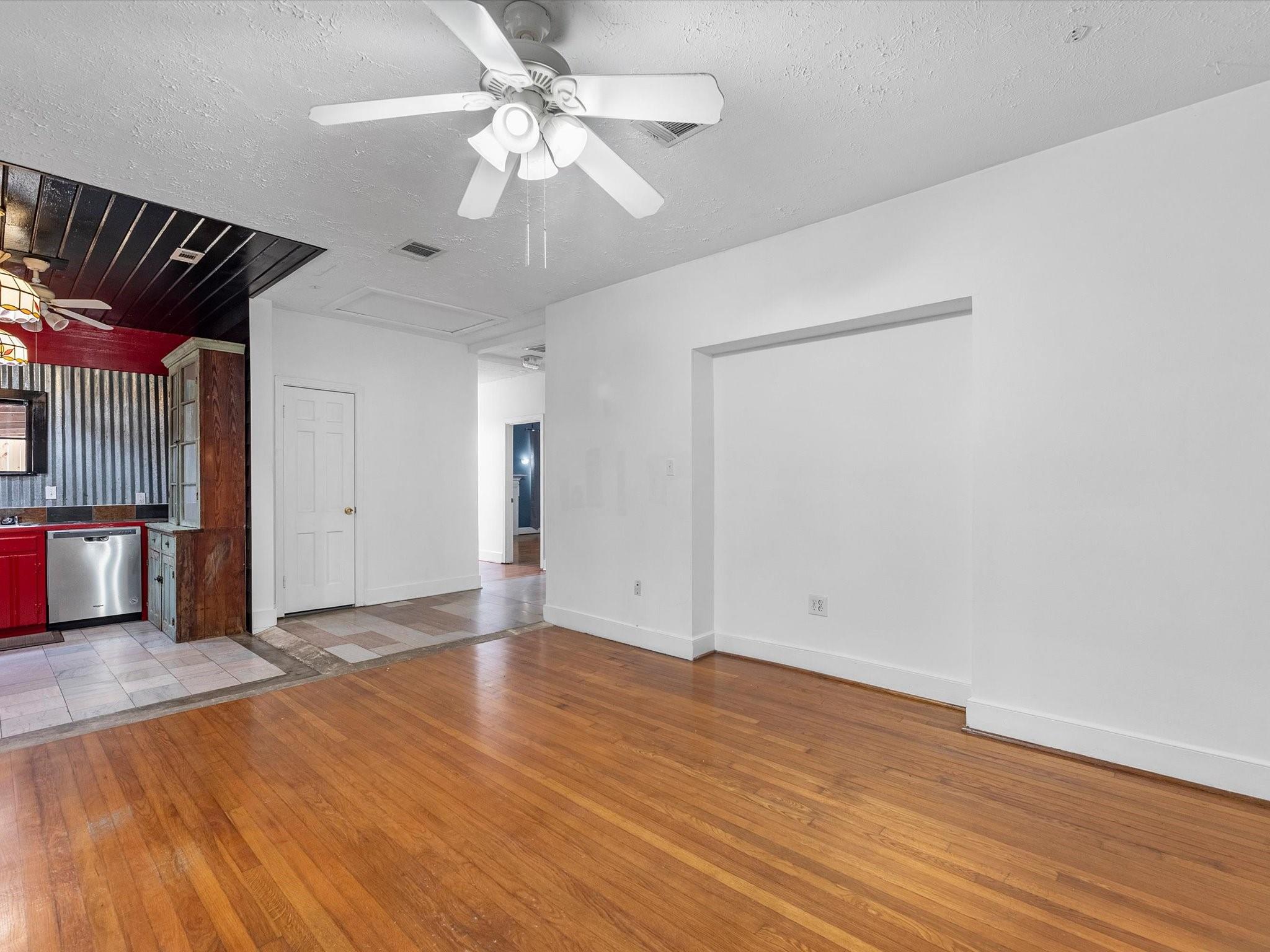 5419 Gulfton Street # H Unit: A-H