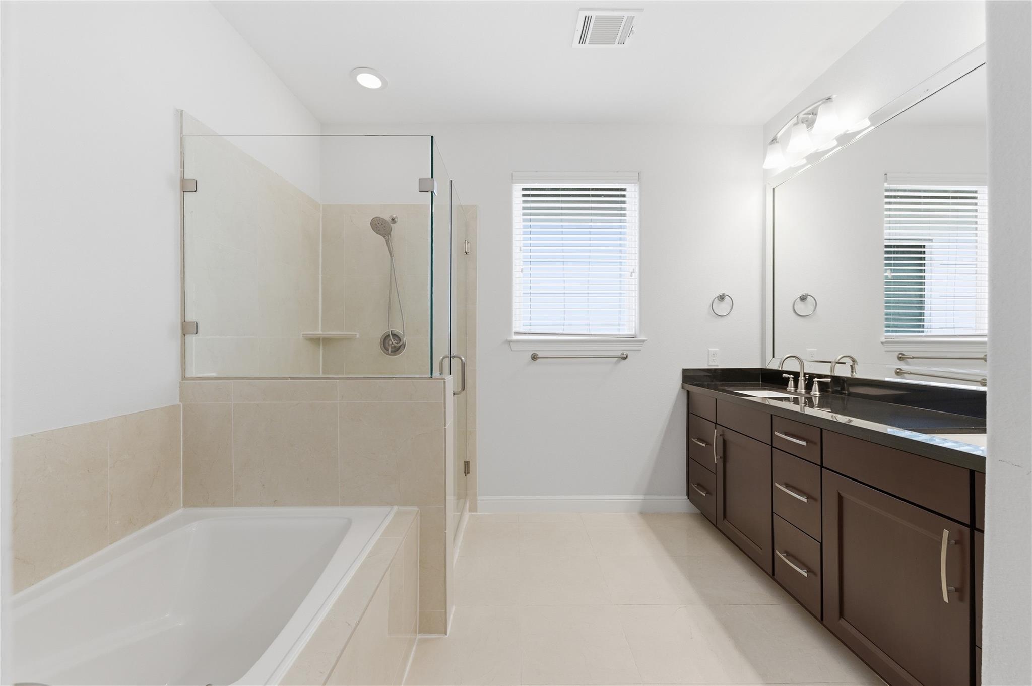960 W 24th Street