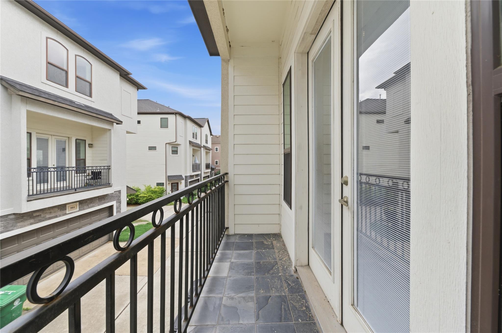 960 W 24th Street