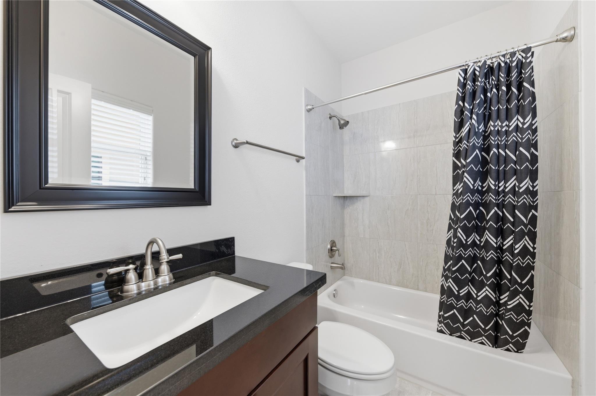 960 W 24th Street