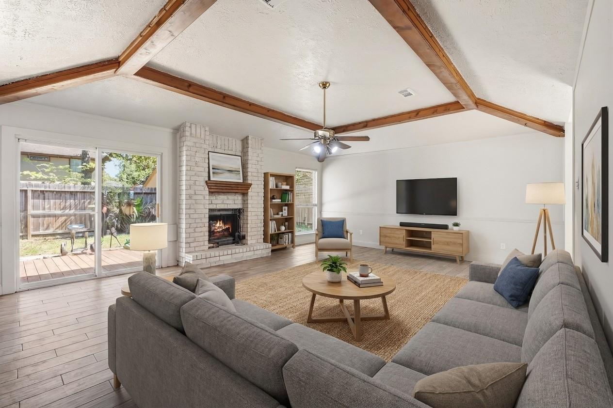 25806 Old Carriage Lane
