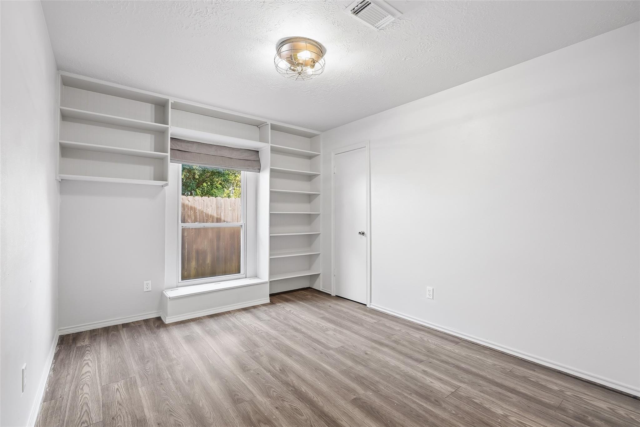 25806 Old Carriage Lane