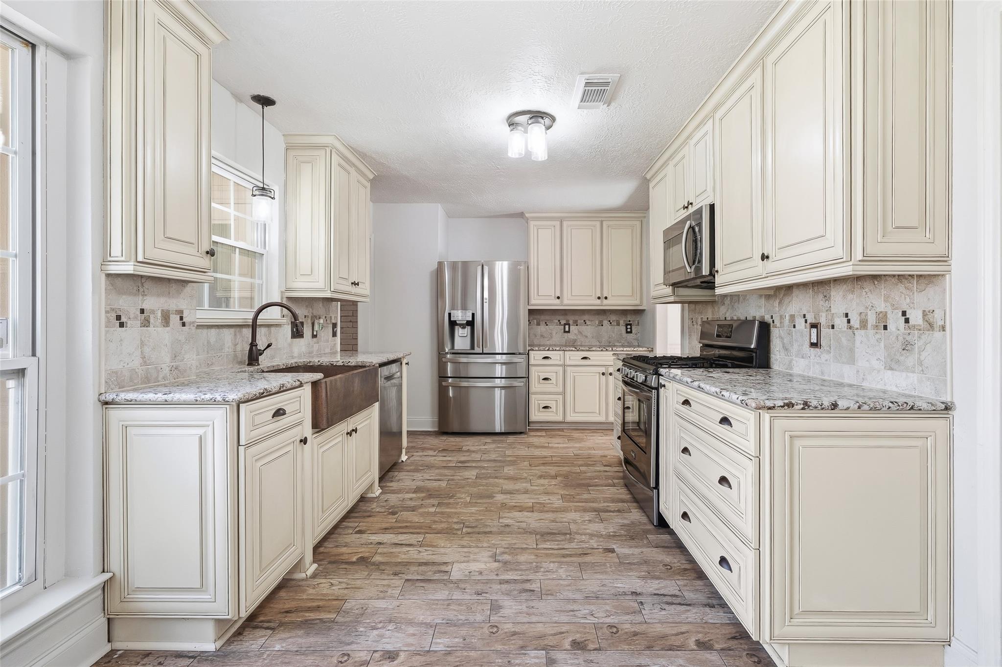 25806 Old Carriage Lane