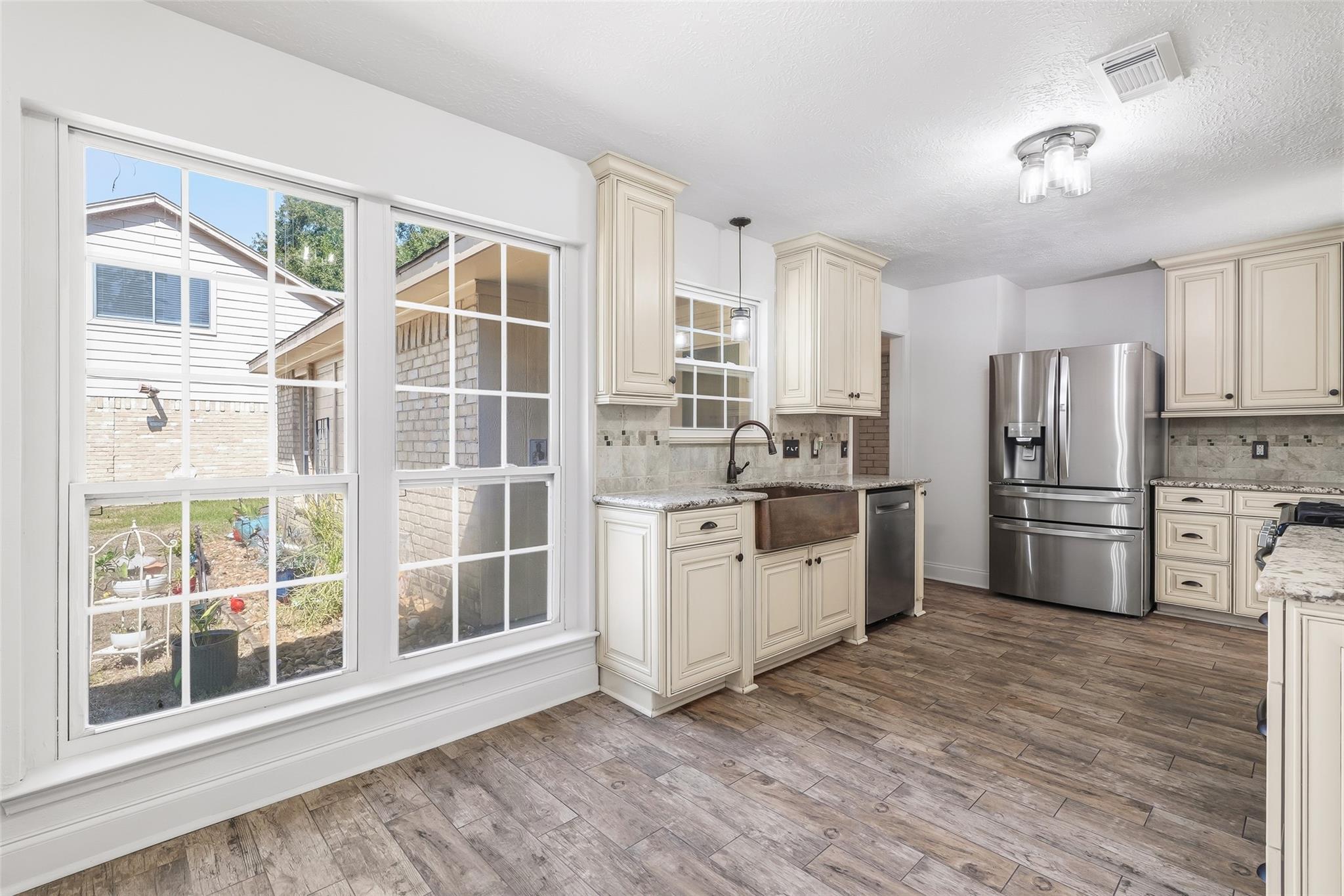 25806 Old Carriage Lane