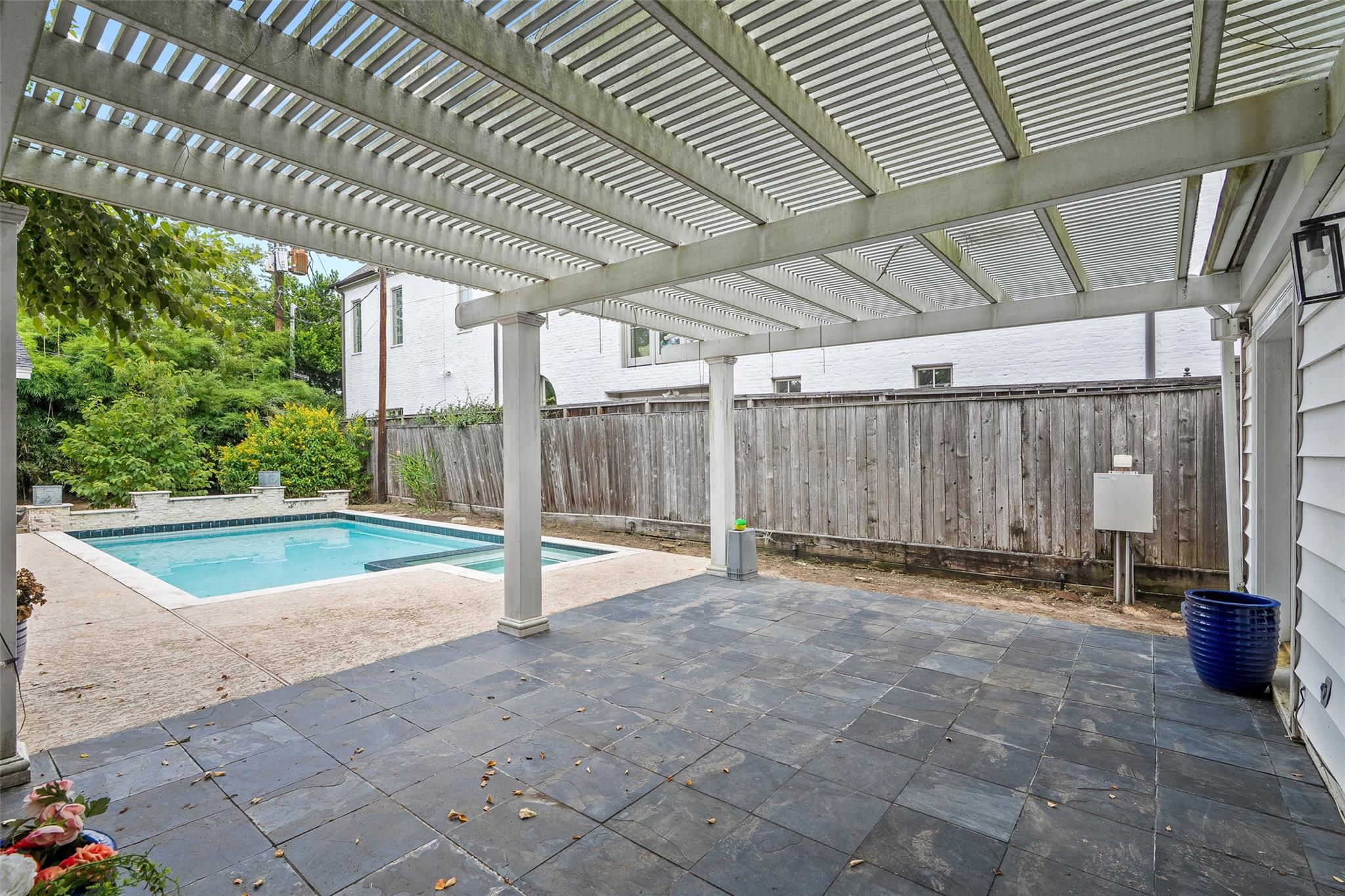 3058 Locke