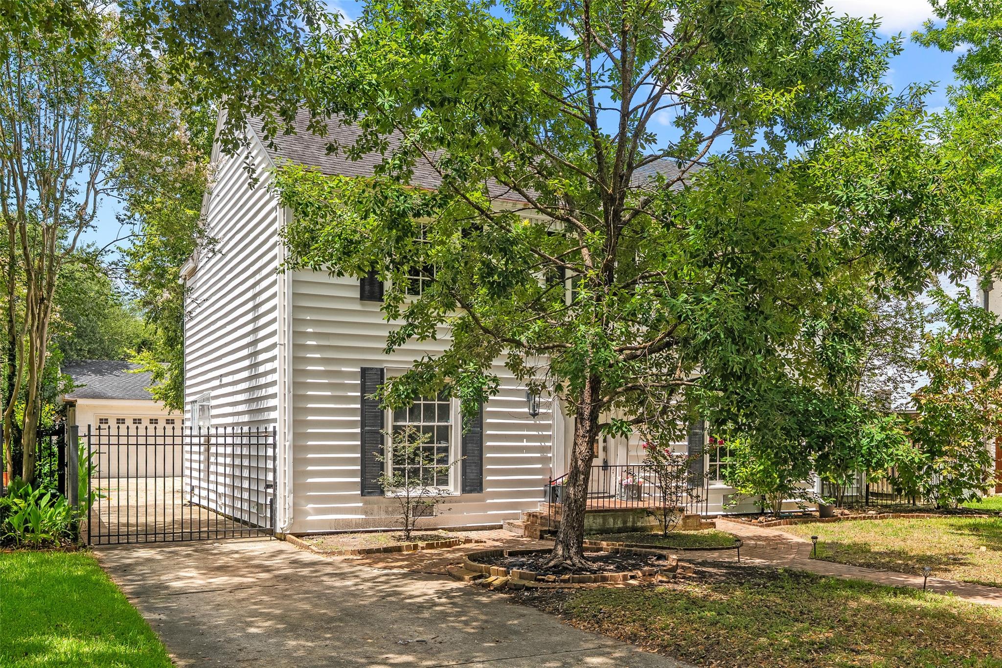3058 Locke