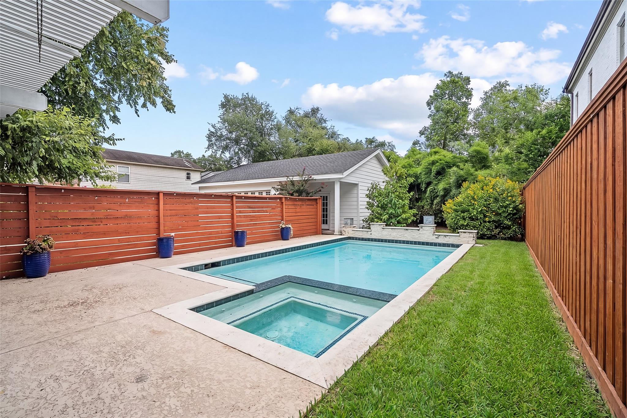 3058 Locke