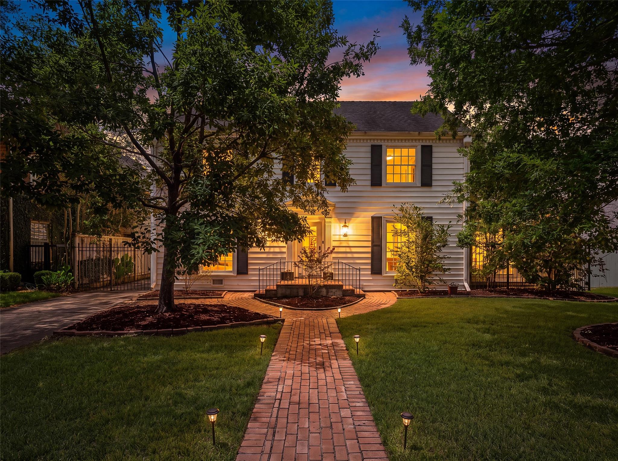 3058 Locke