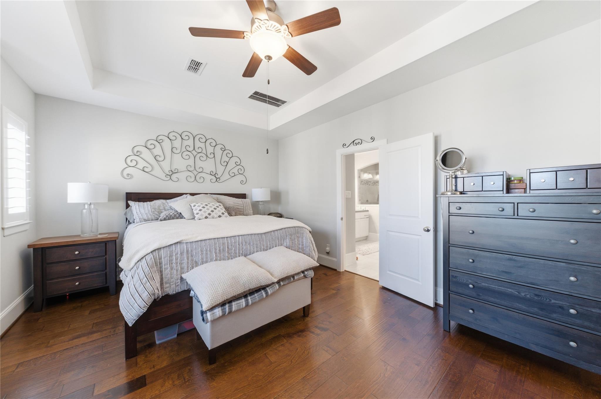 6731 Sussex Manor Street