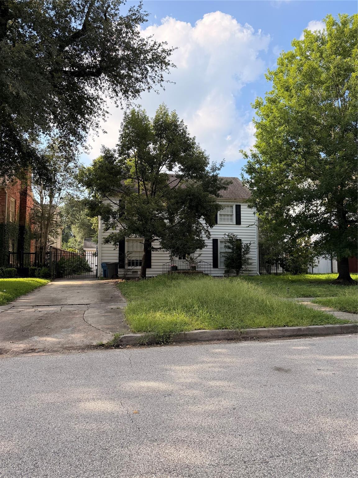 3058 Locke Lane