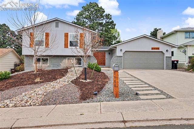 5460 Villa Circle