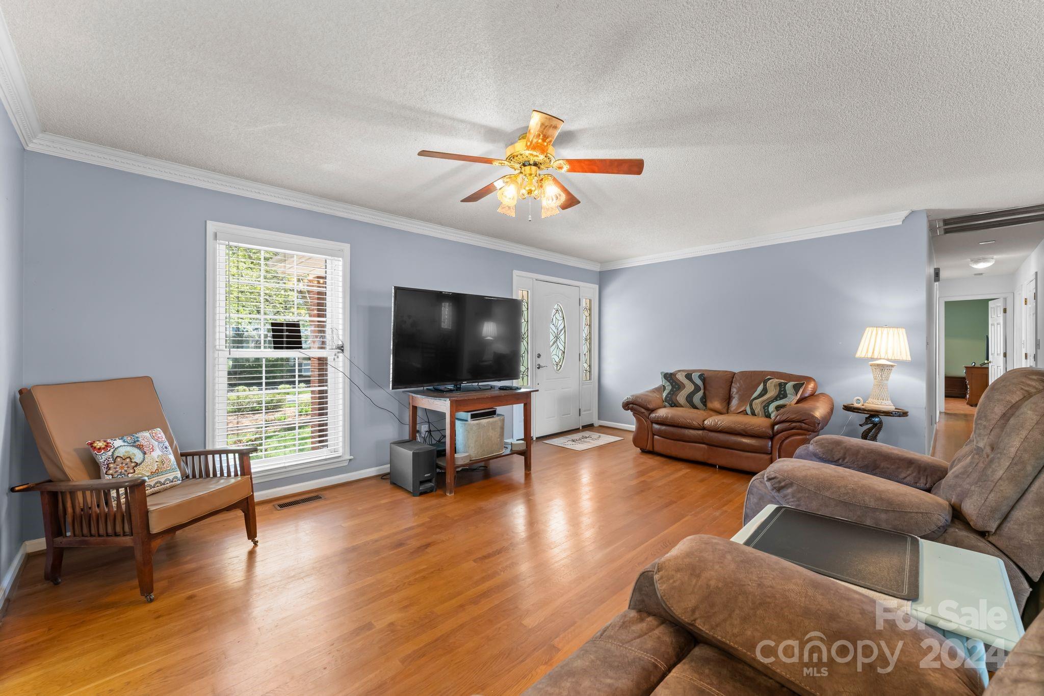 120 Wellcraft Court