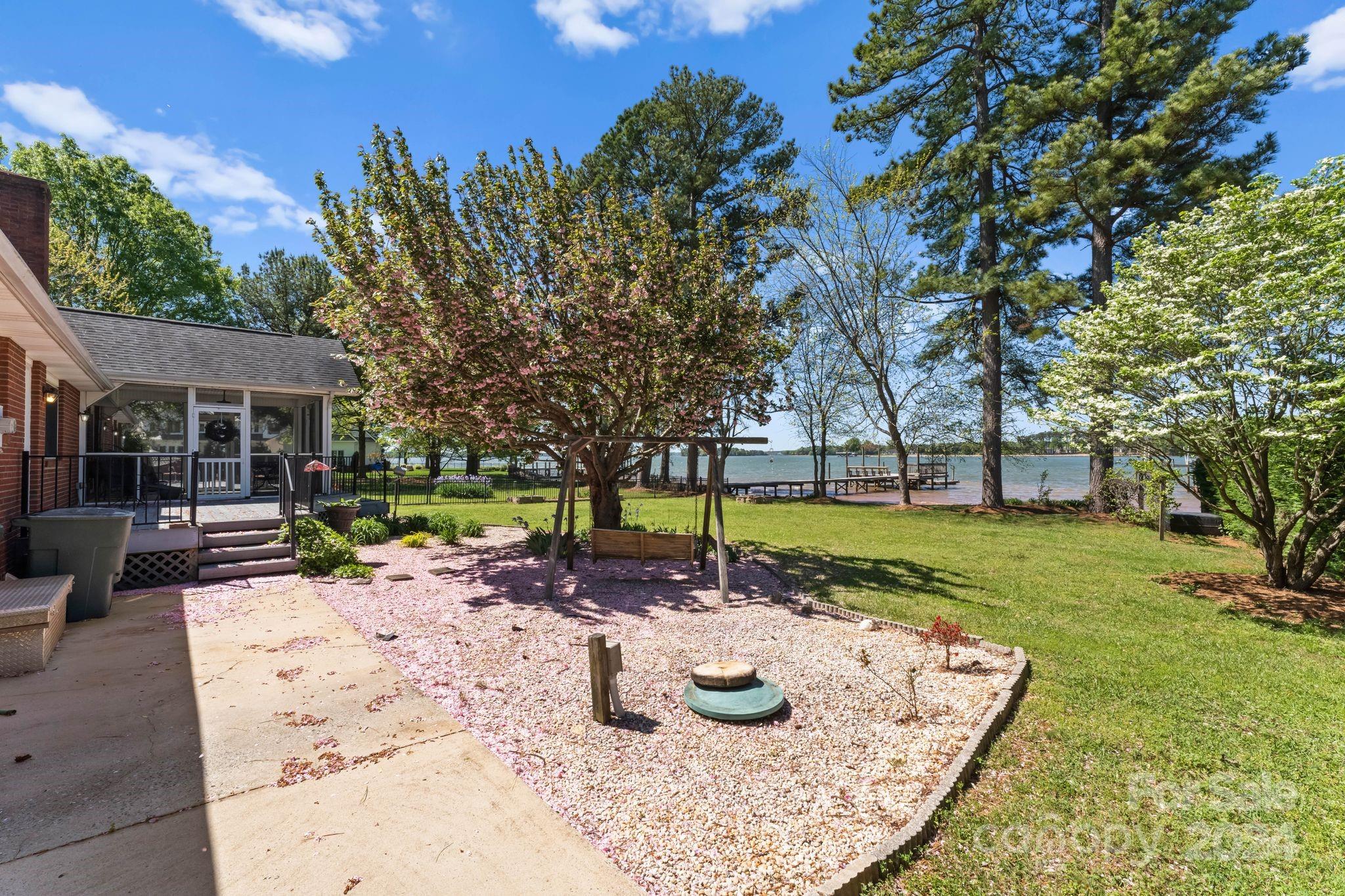 120 Wellcraft Court