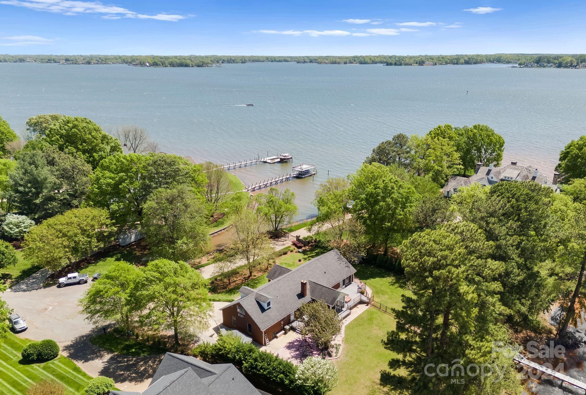 120 Wellcraft Court