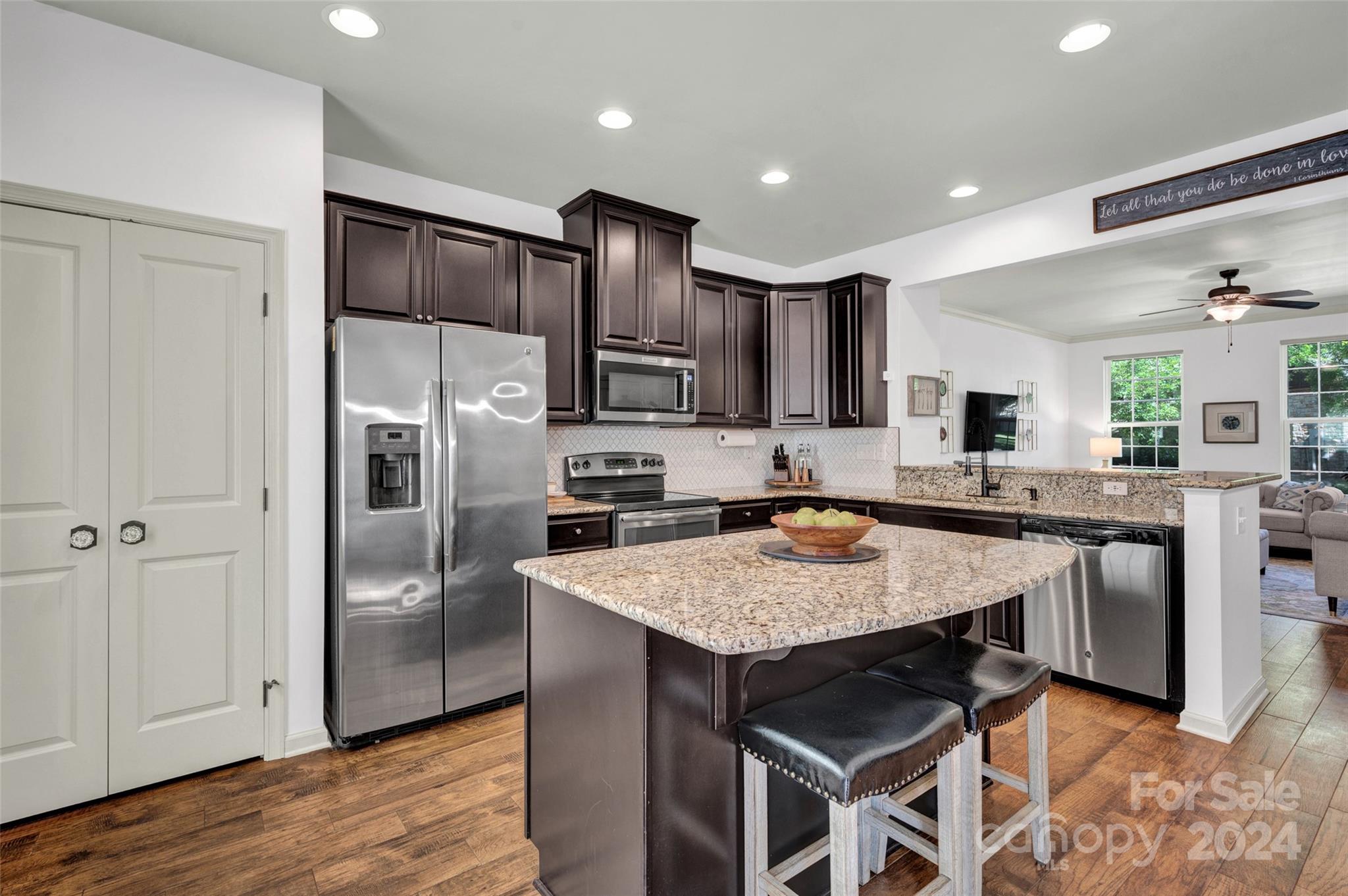 6874 Colonial Garden Drive