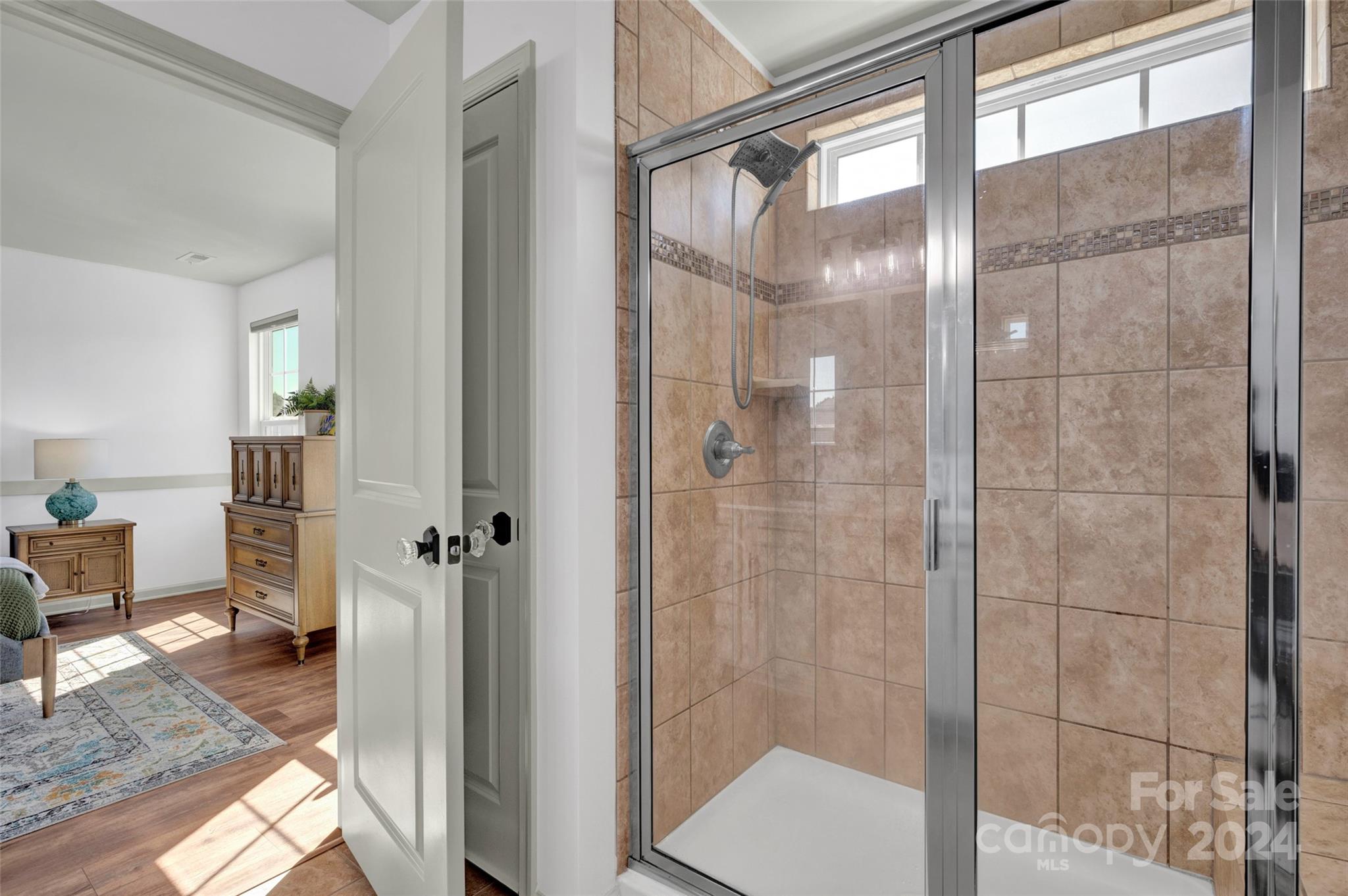 6874 Colonial Garden Drive