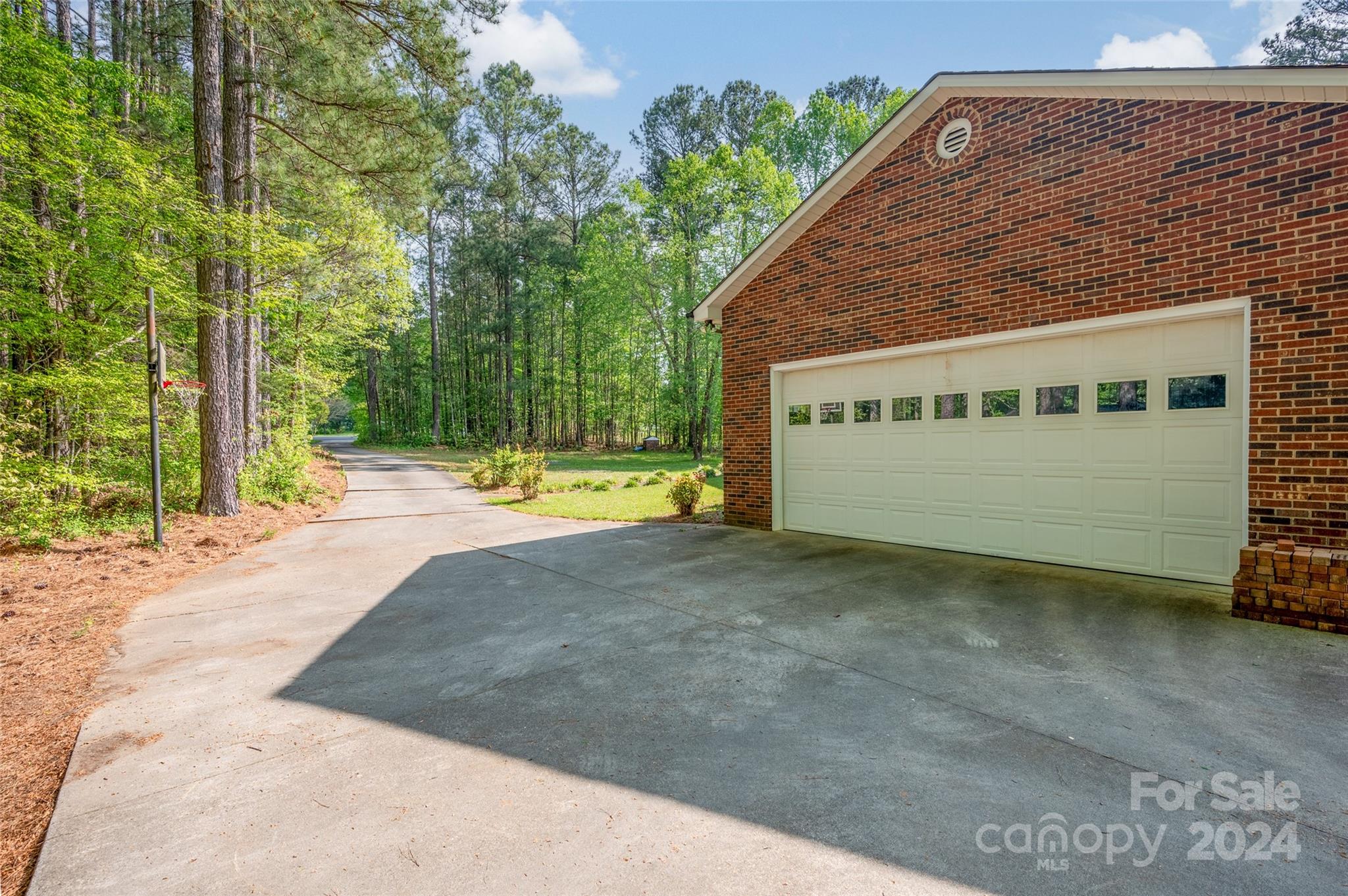 7038 Quailwood Drive
