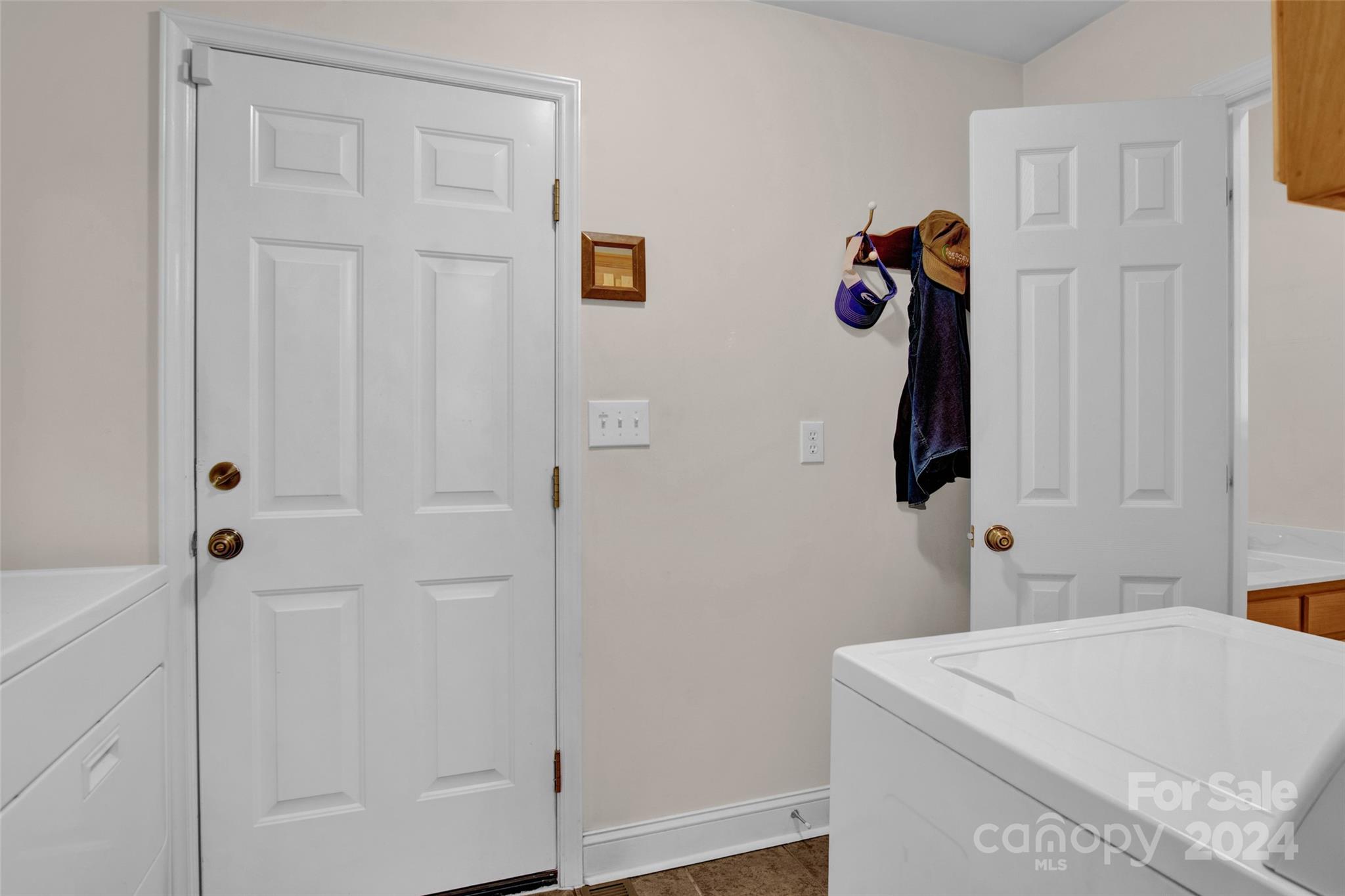 7038 Quailwood Drive