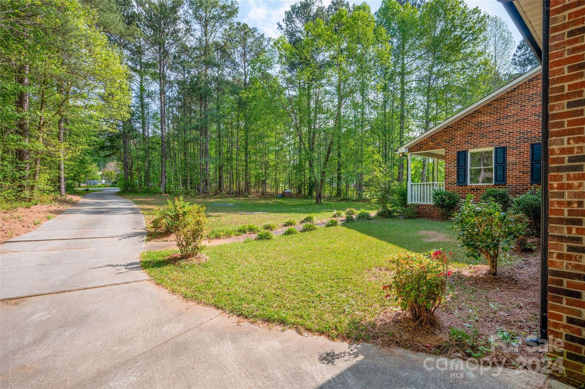 7038 Quailwood Drive