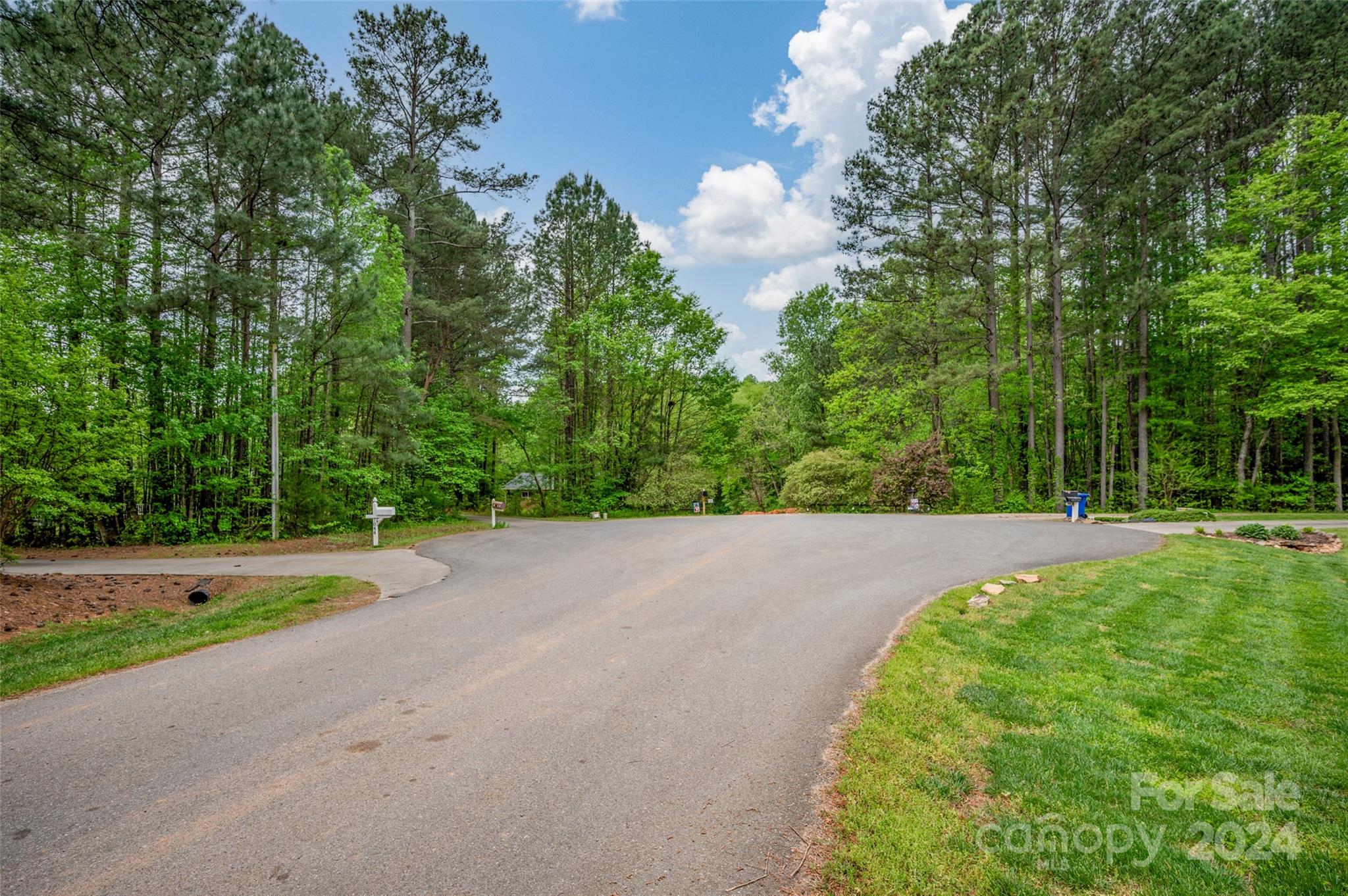 7038 Quailwood Drive