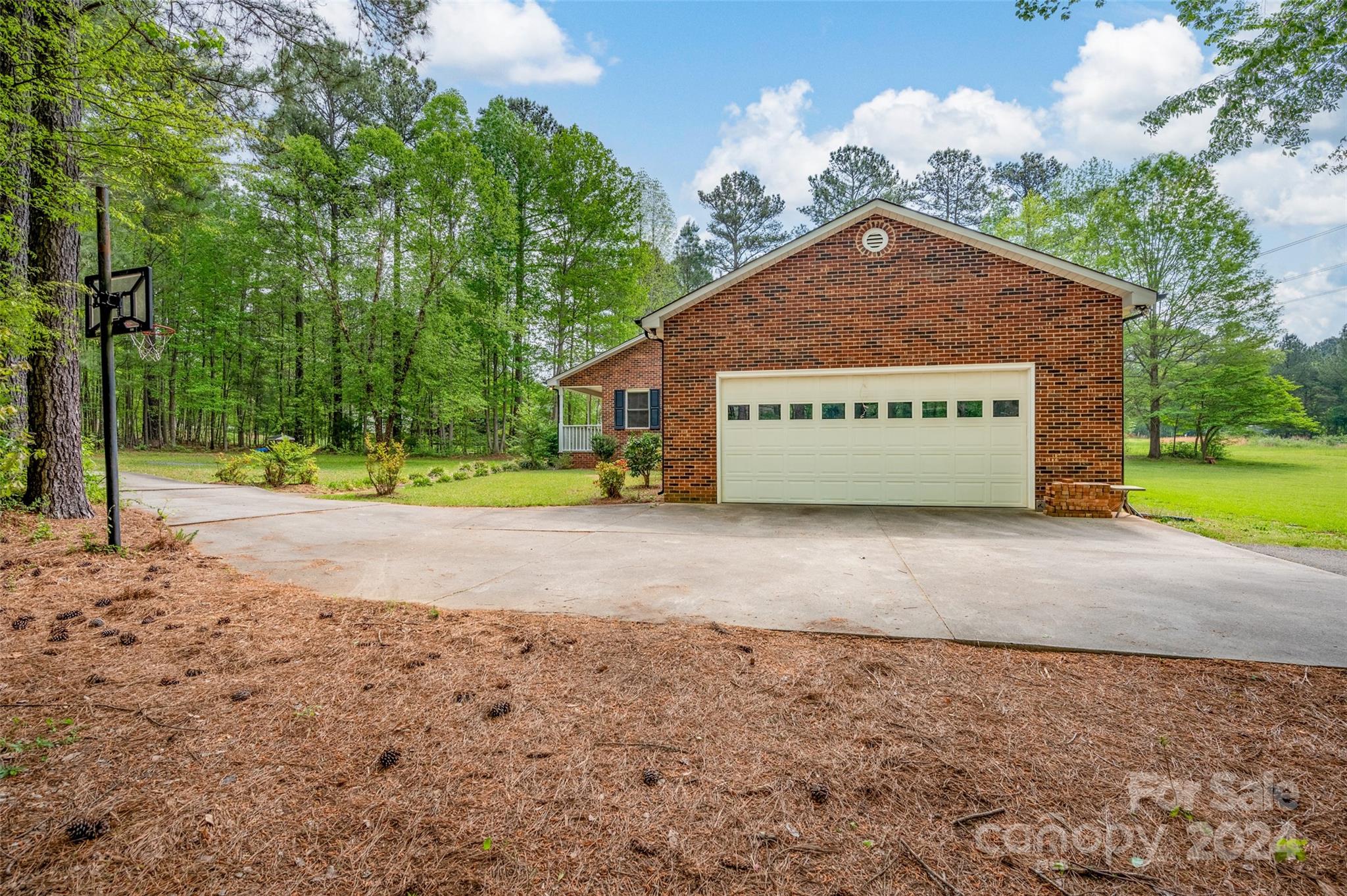 7038 Quailwood Drive