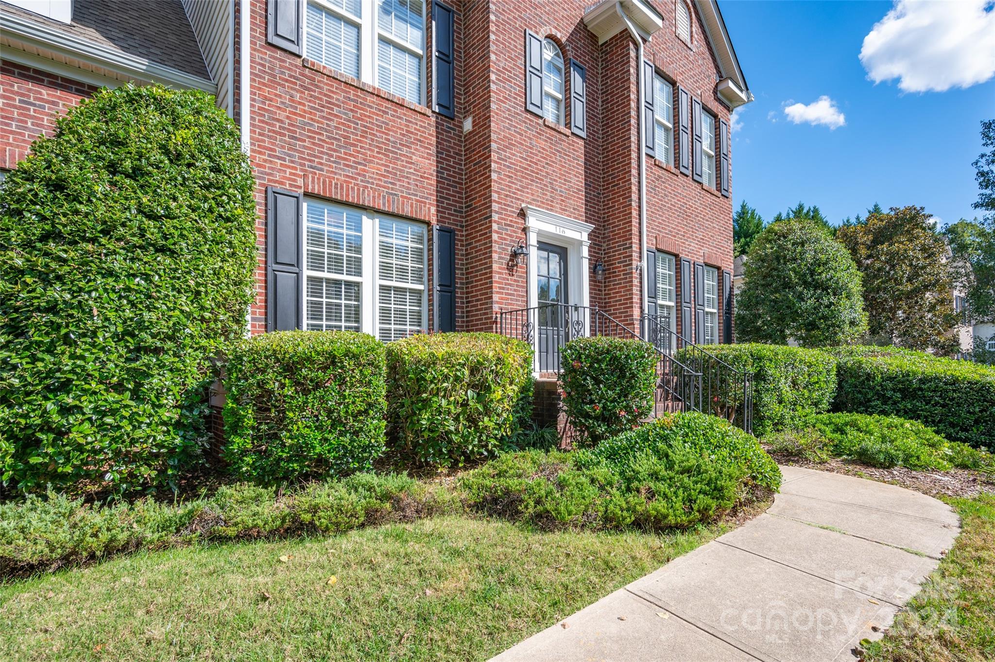 116 Montrose Drive