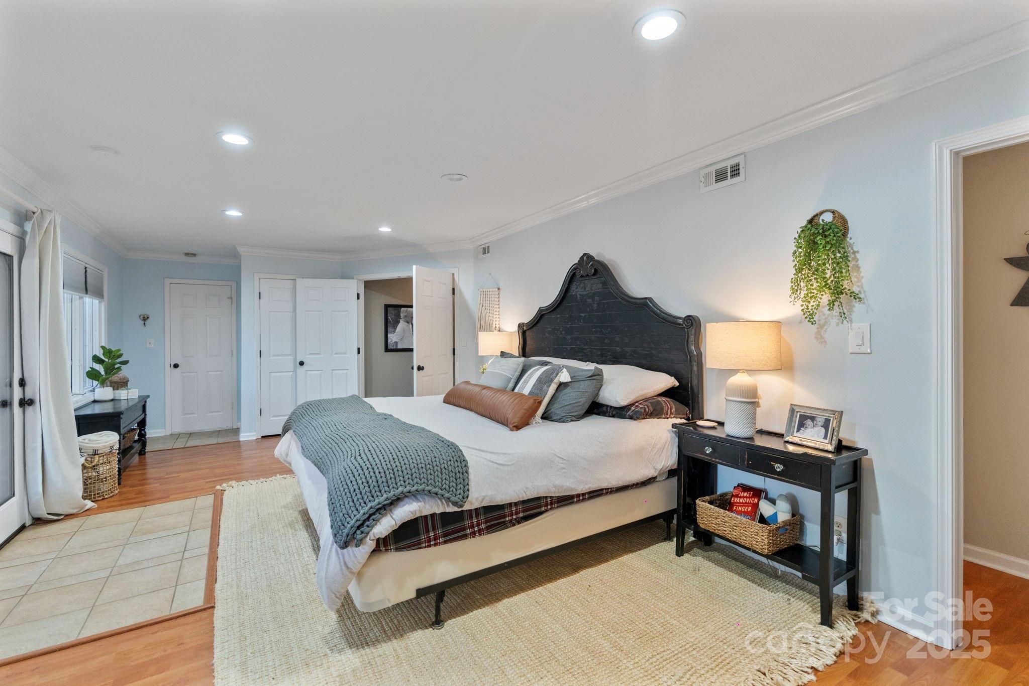 466 Lakeview Shores Loop