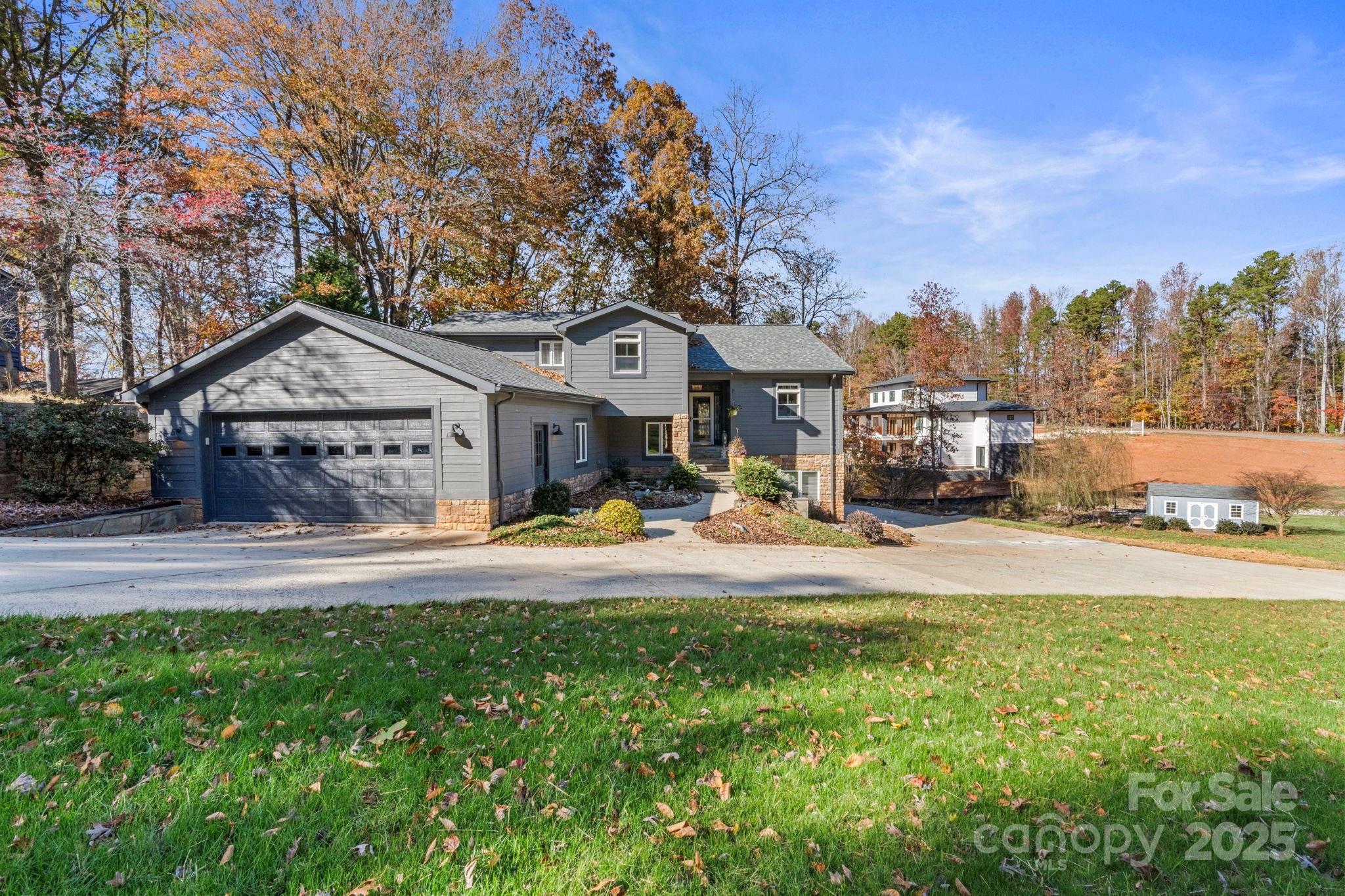 466 Lakeview Shores Loop