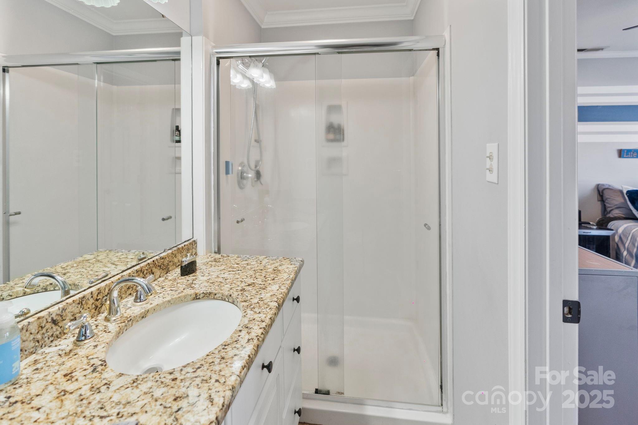 466 Lakeview Shores Loop