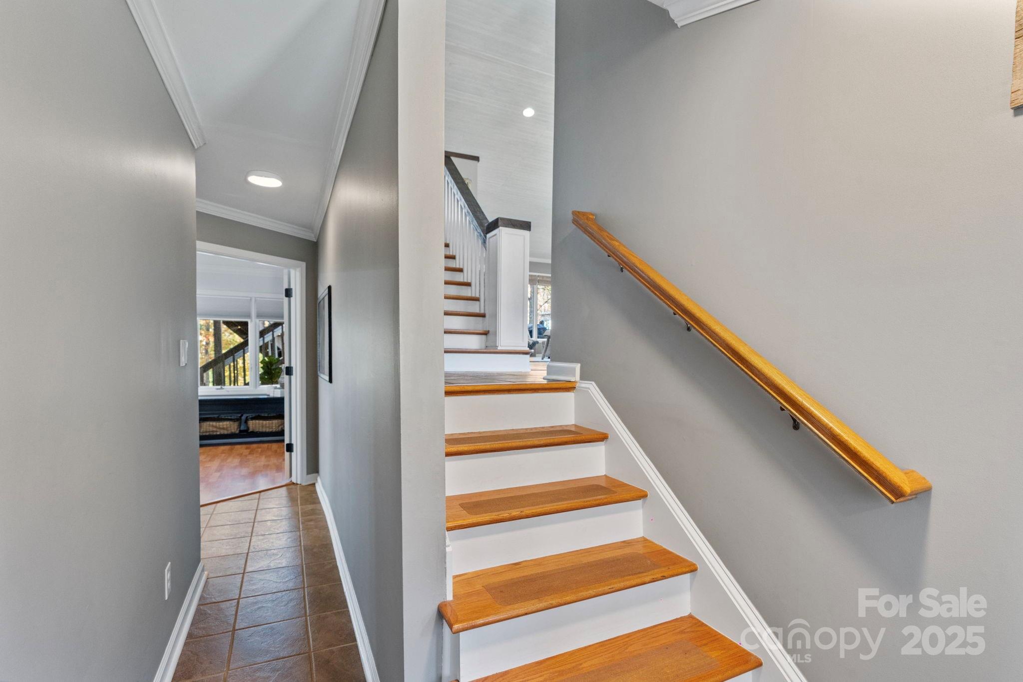 466 Lakeview Shores Loop