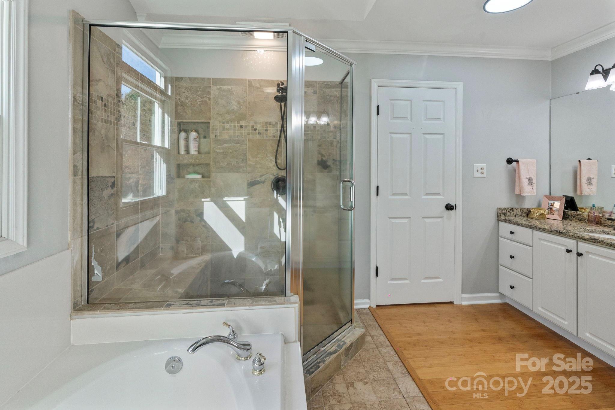 466 Lakeview Shores Loop