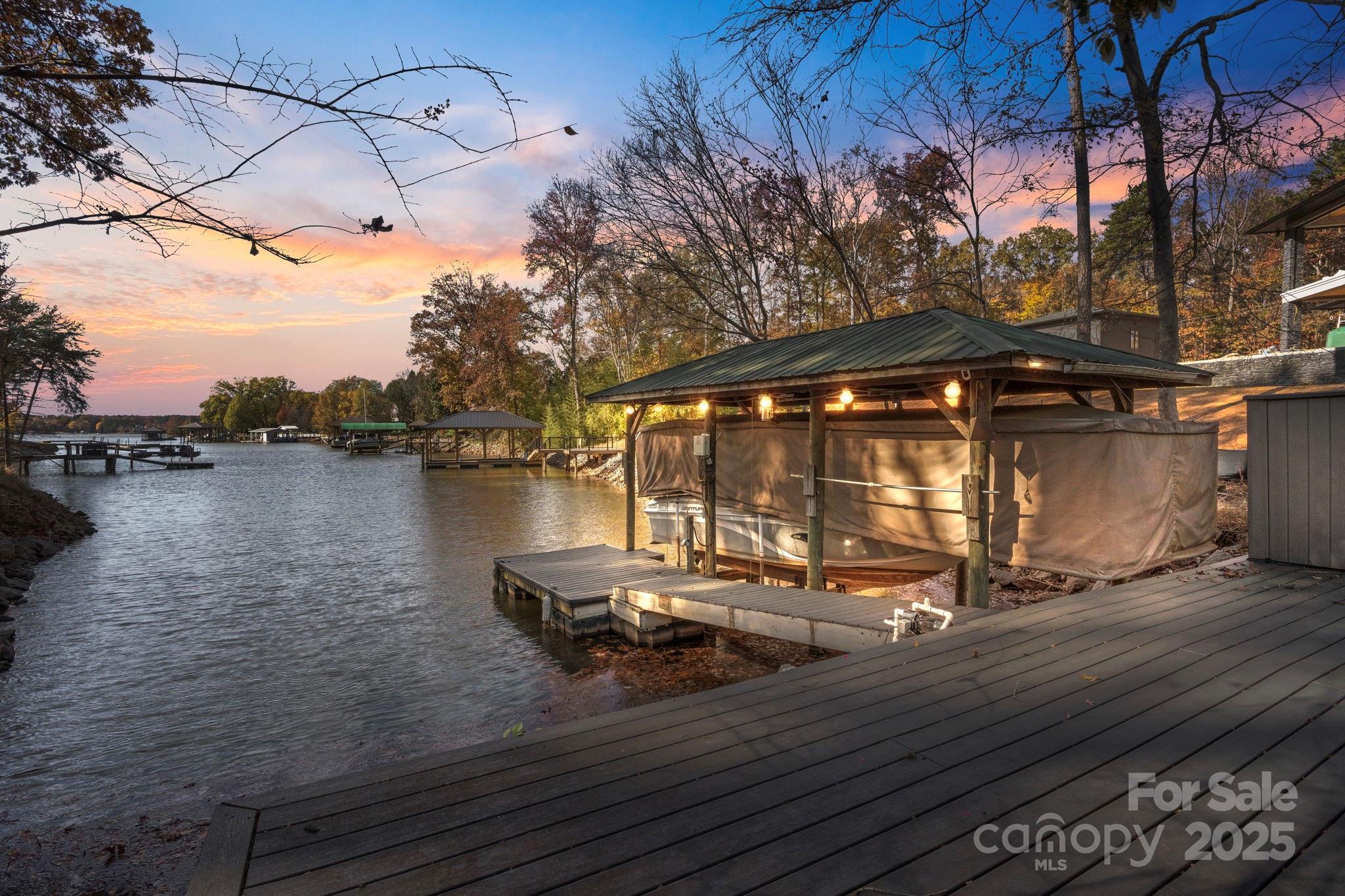 466 Lakeview Shores Loop