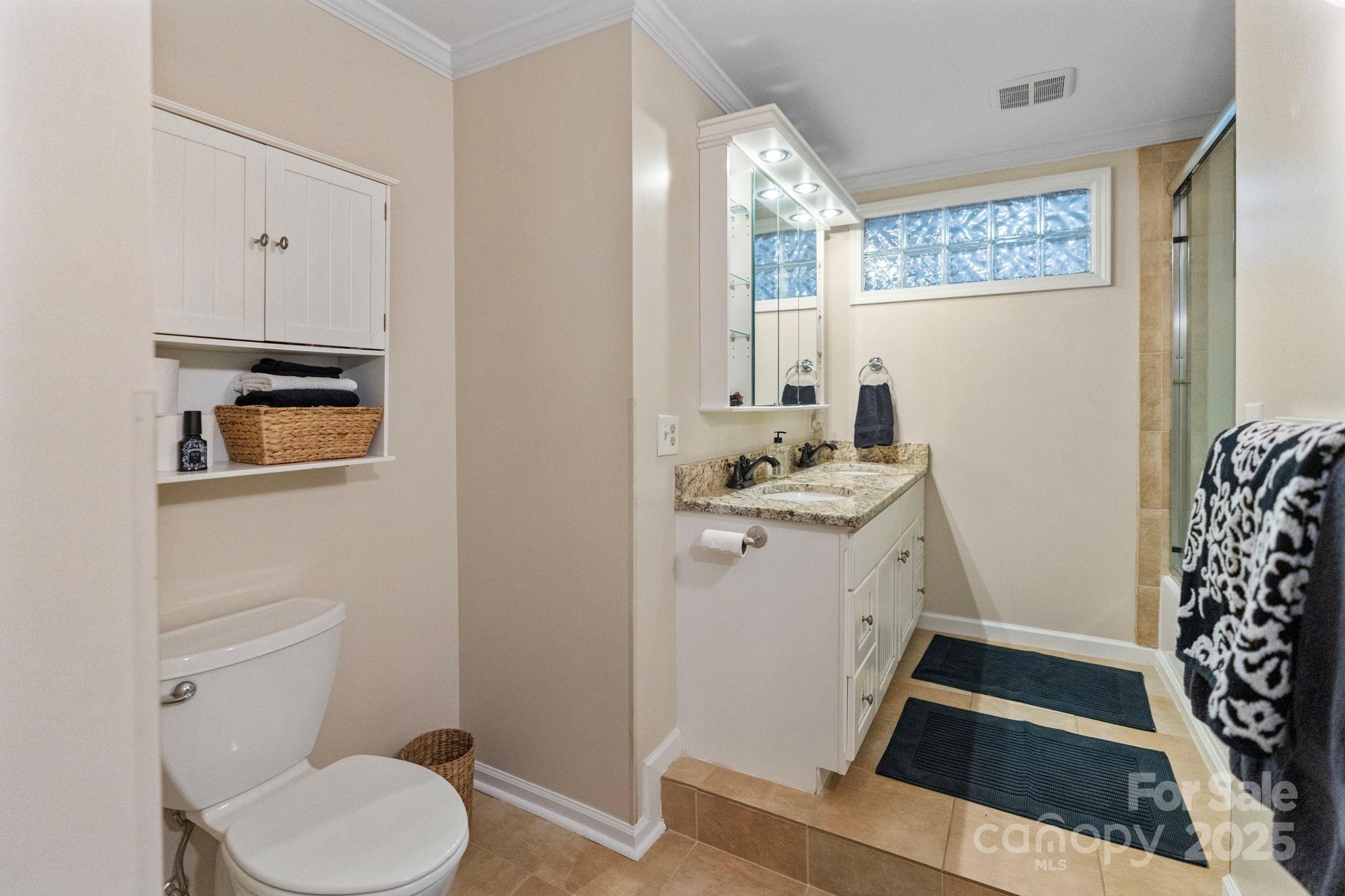 466 Lakeview Shores Loop
