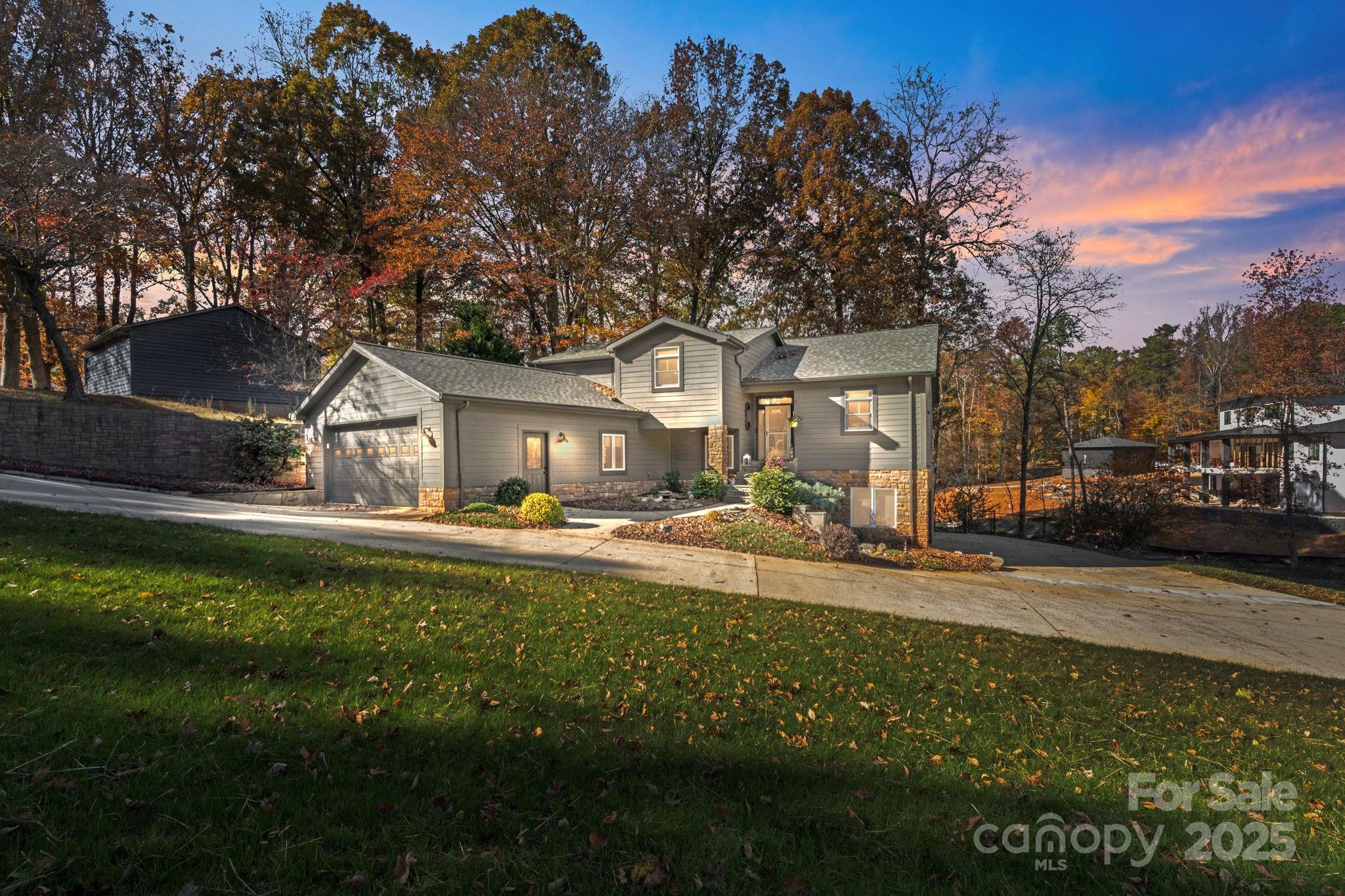 466 Lakeview Shores Loop