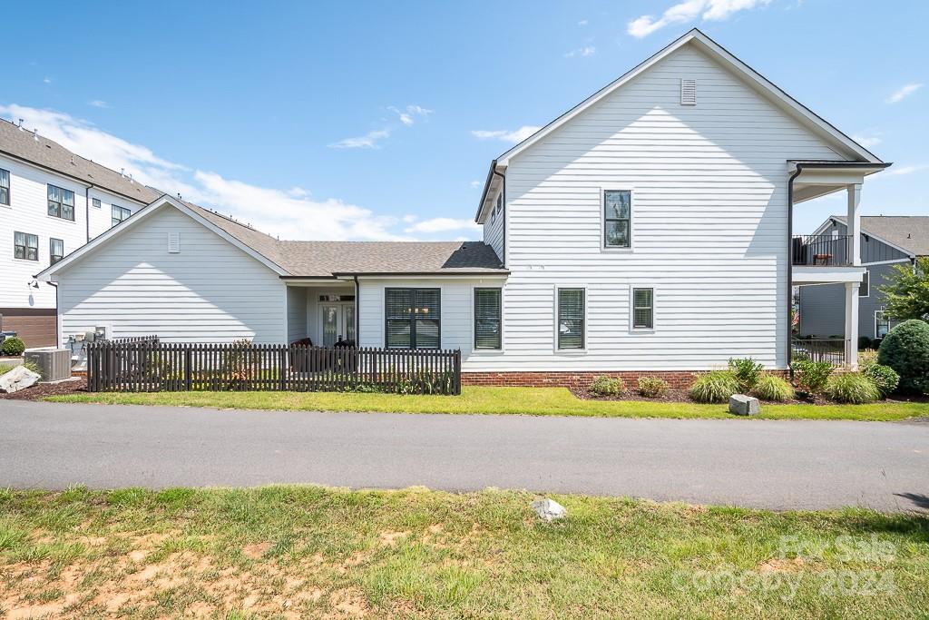 122 Mint Avenue Unit: D.